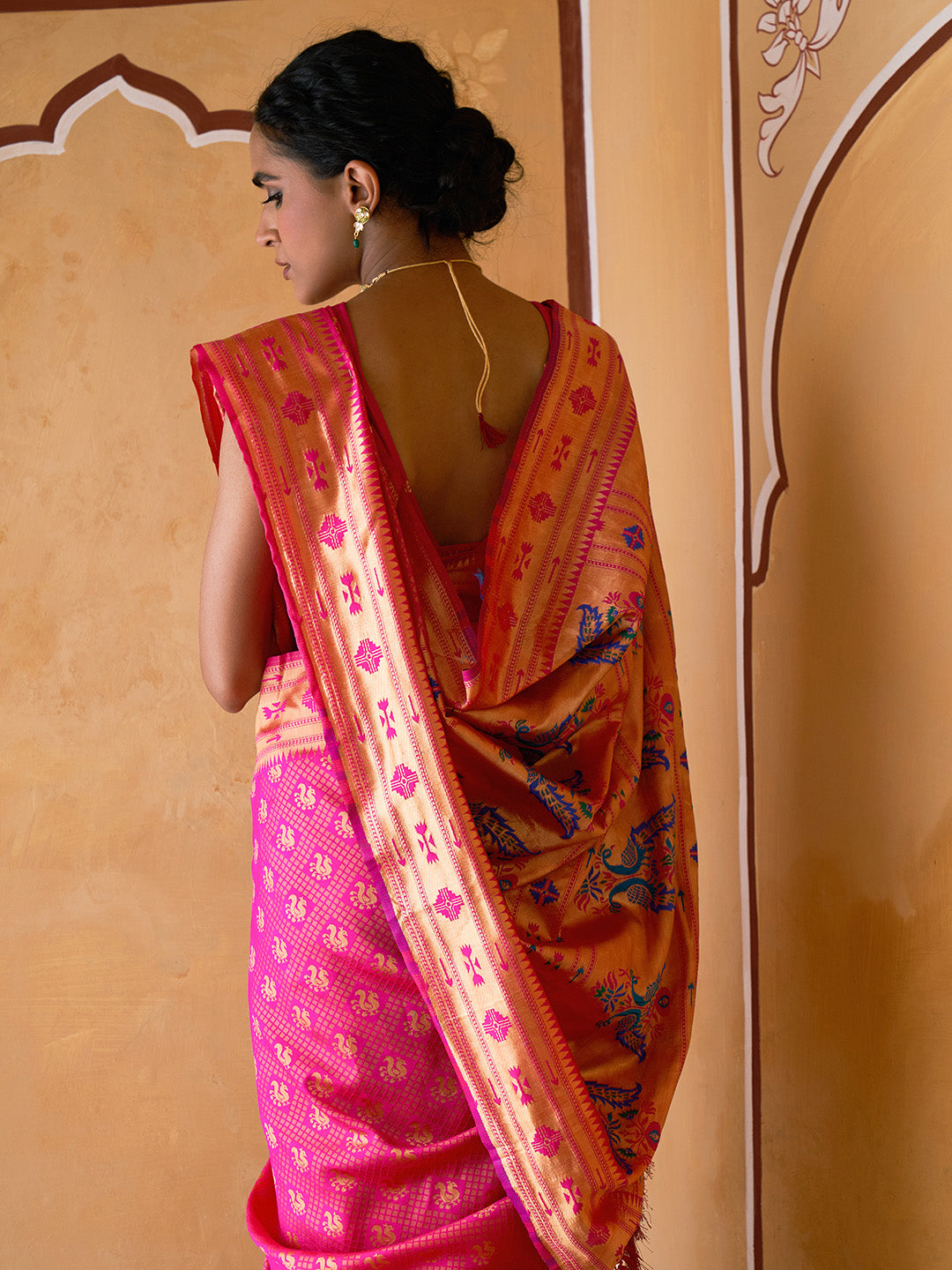 Janasya Fushia Pink Paithani Silk Woven Ethnic Motifs Paithani Silk Saree | Swadesiicart