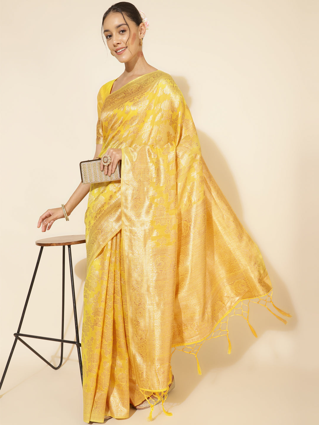 Janasya Yellow Chanderi Silk Floral Woven Design Saree | Swadesiicart