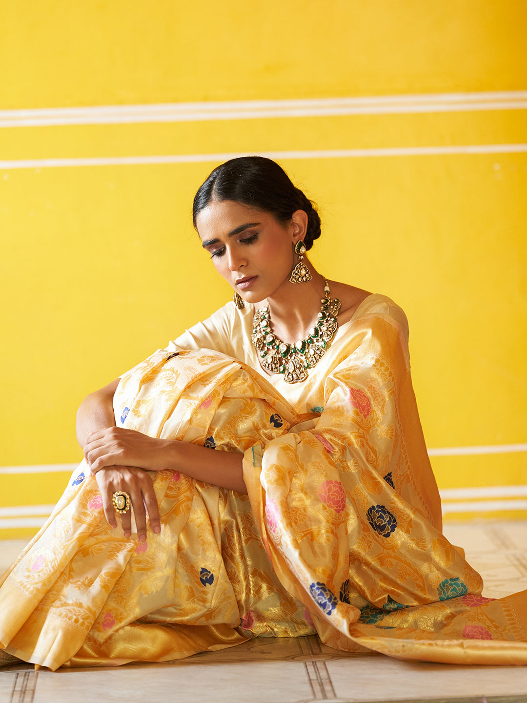 Janasya Cream Banarasi Silk Woven Floral Design Banarasi Saree | Swadesiicart