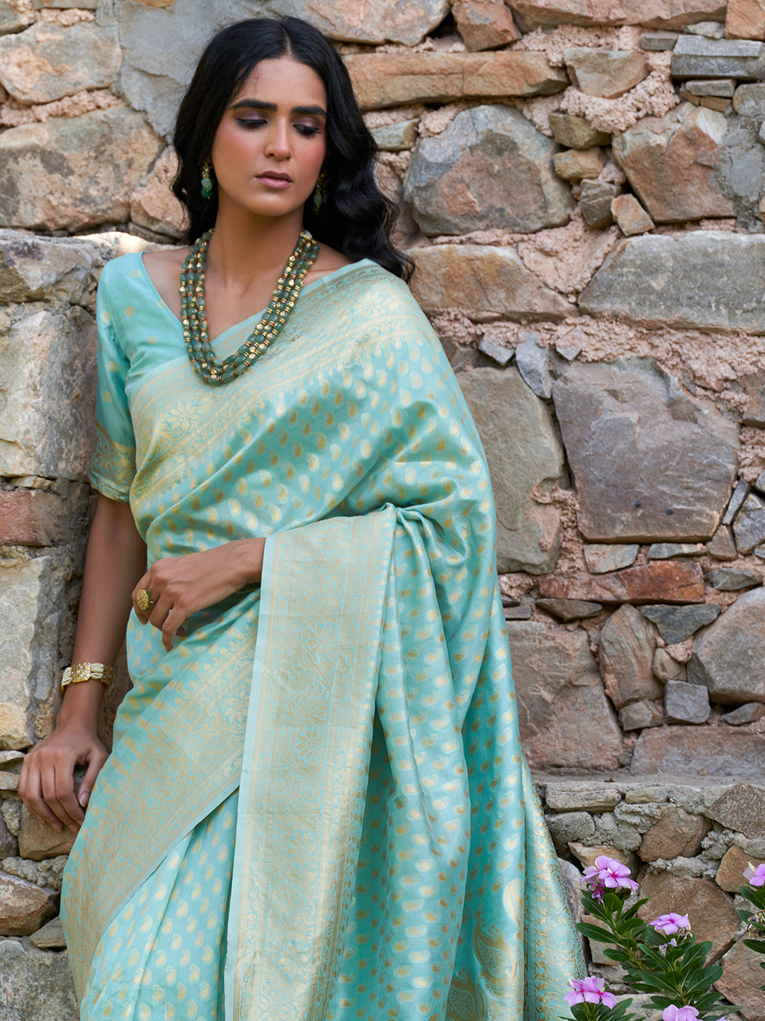 Janasya Sea Green Chanderi Silk Paisley Woven Design Saree | Swadesiicart