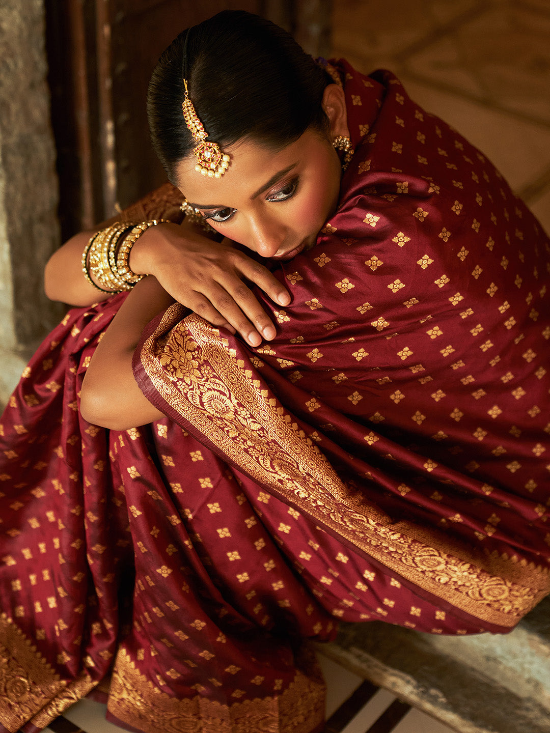 Janasya Maroon Banarasi Silk Woven Ethnic Motifs Woven Design Saree | Swadesiicart