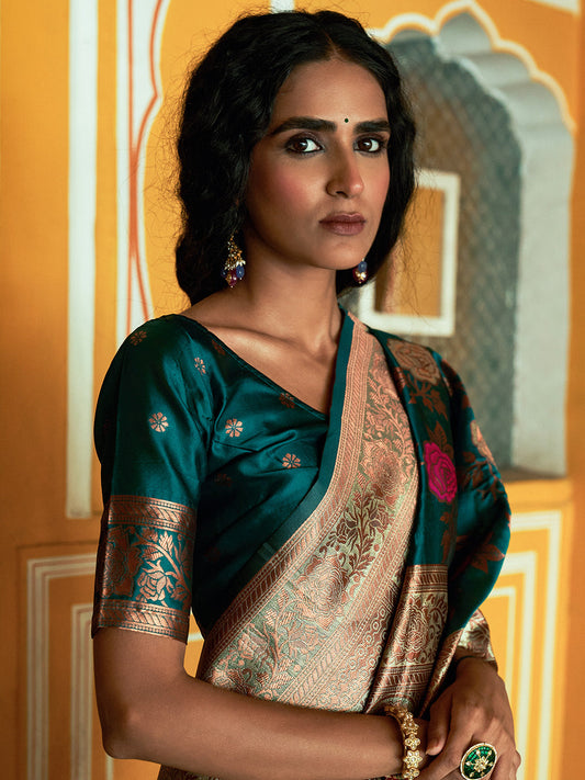 Janasya Dark Green Banarasi Silk Floral Woven Design Saree | Swadesiicart
