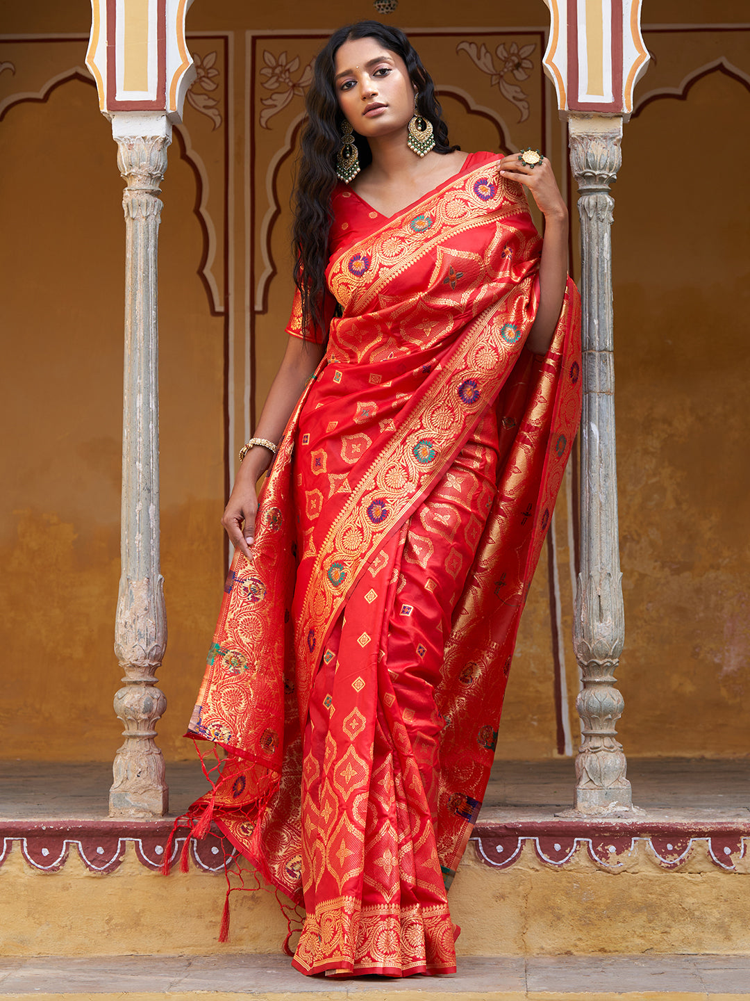 Janasya Red Banarasi Silk Ethnic Motifs Woven Design Saree | Swadesiicart