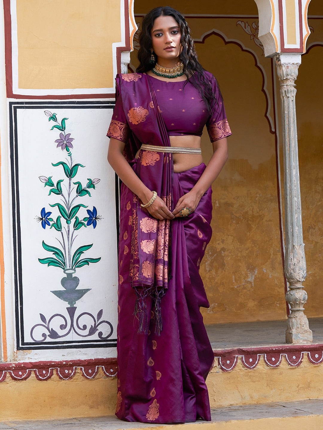 Janasya Wine Kanjeevaram Silk Woven Ethnic Motifs Kanjeevaram Silk Saree | Swadesiicart