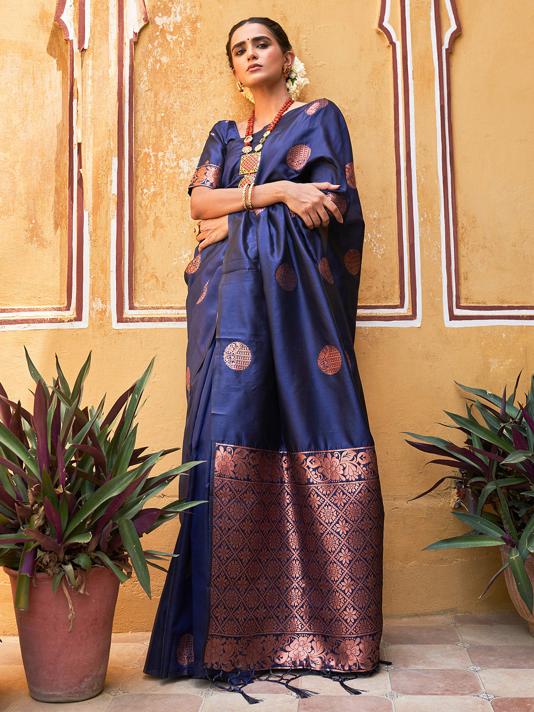 Janasya Navy Blue Kanjeevaram Silk Geometric Design Kanjeevaram Silk Saree | Swadesiicart