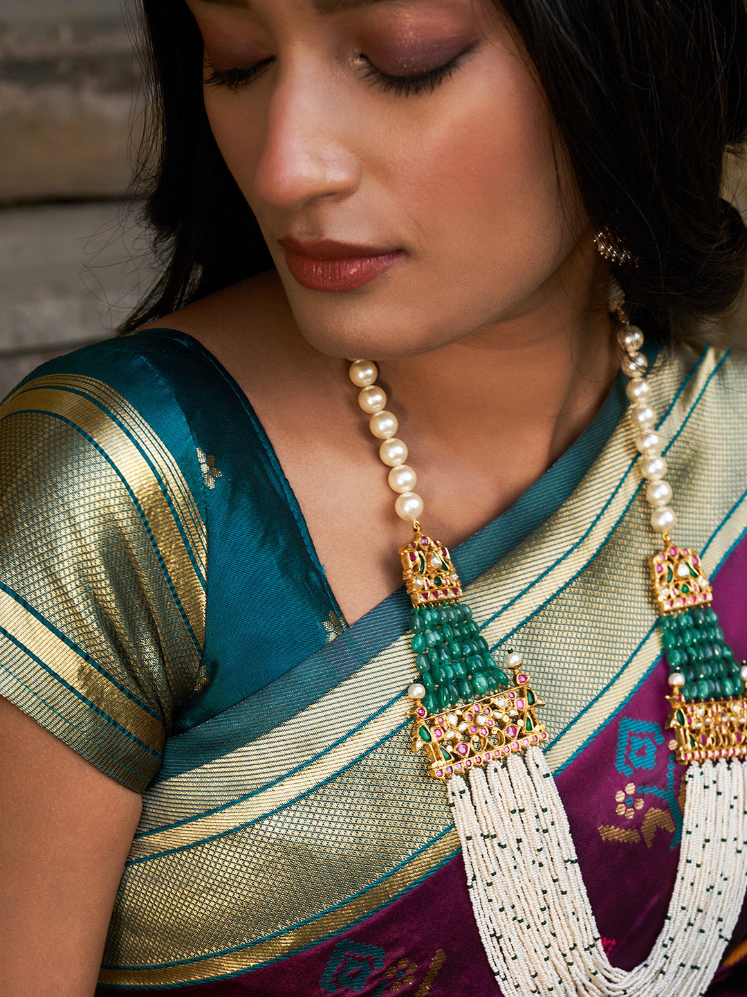 Janasya Wine Cotton Silk Woven Ethnic Motifs Patola Saree | Swadesiicart