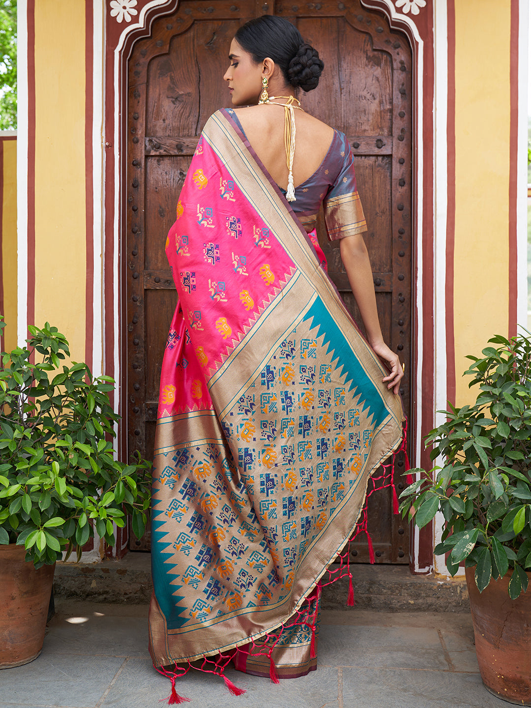 Janasya Pink Cotton Silk Woven Ethnic Motifs Patola Saree | Swadesiicart