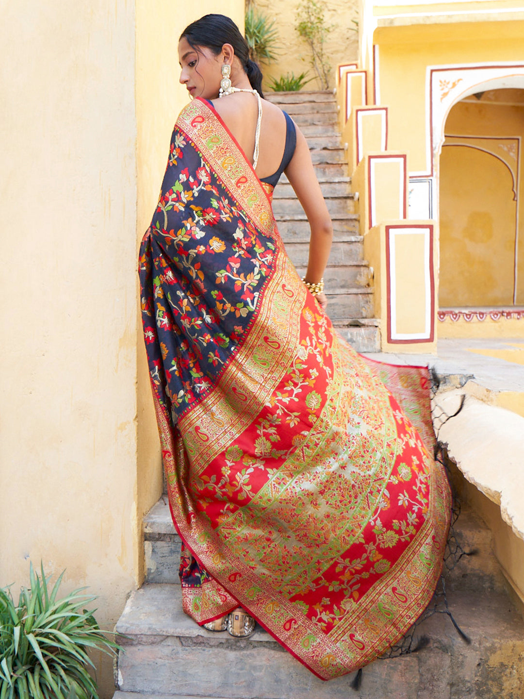 Janasya Navy Blue Chanderi Silk Pashmina Woven Design Saree | Swadesiicart
