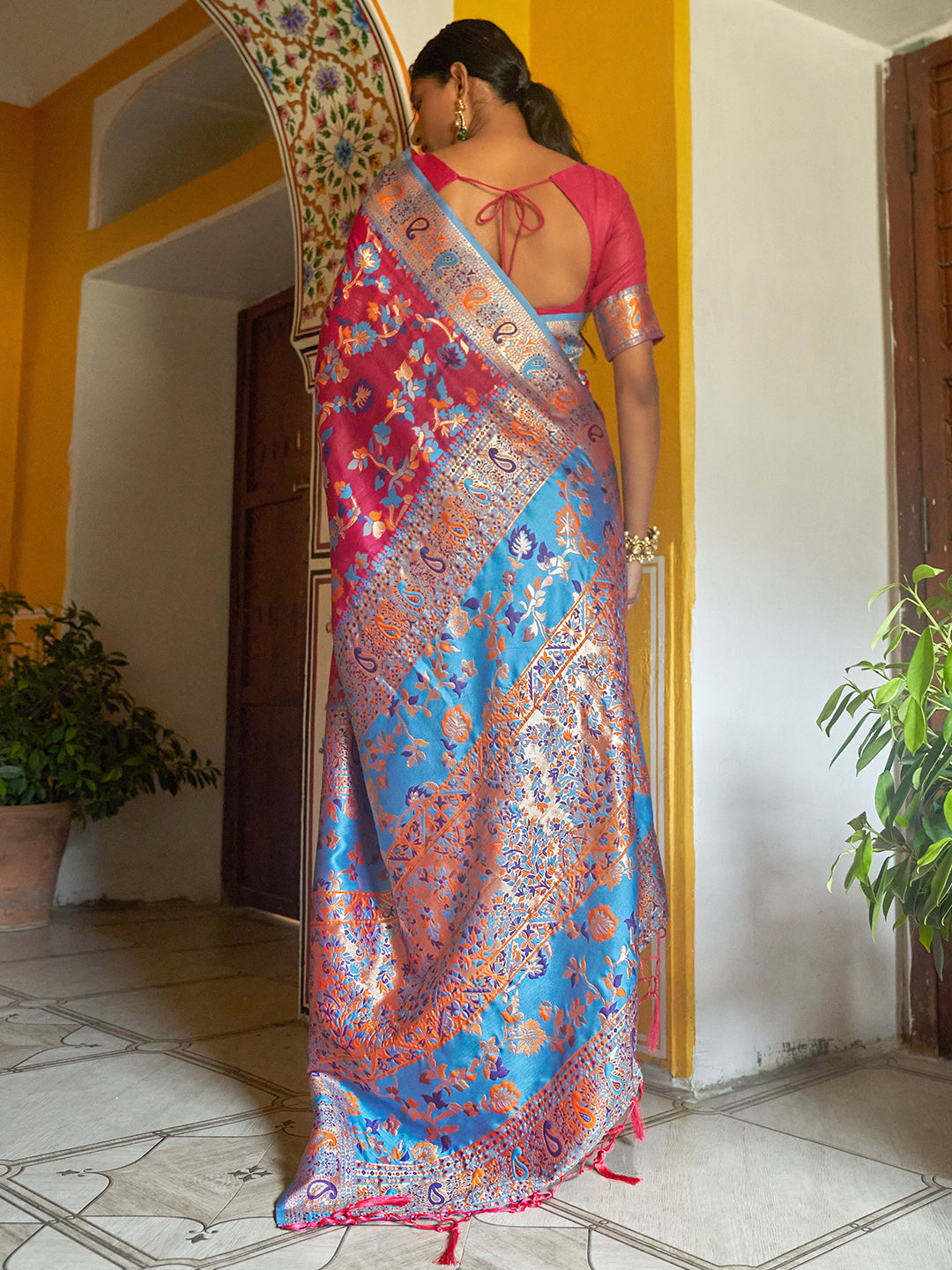 Janasya Pink Chanderi Silk Pashmina Woven Design Saree | Swadesiicart