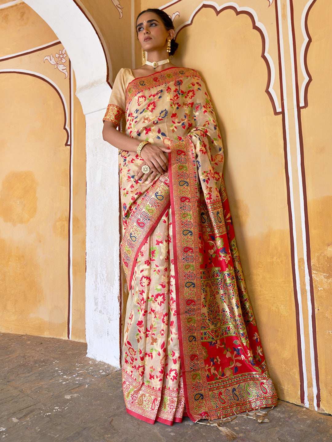 Janasya Beige Chanderi Silk Pashmina Woven Design Saree | Swadesiicart
