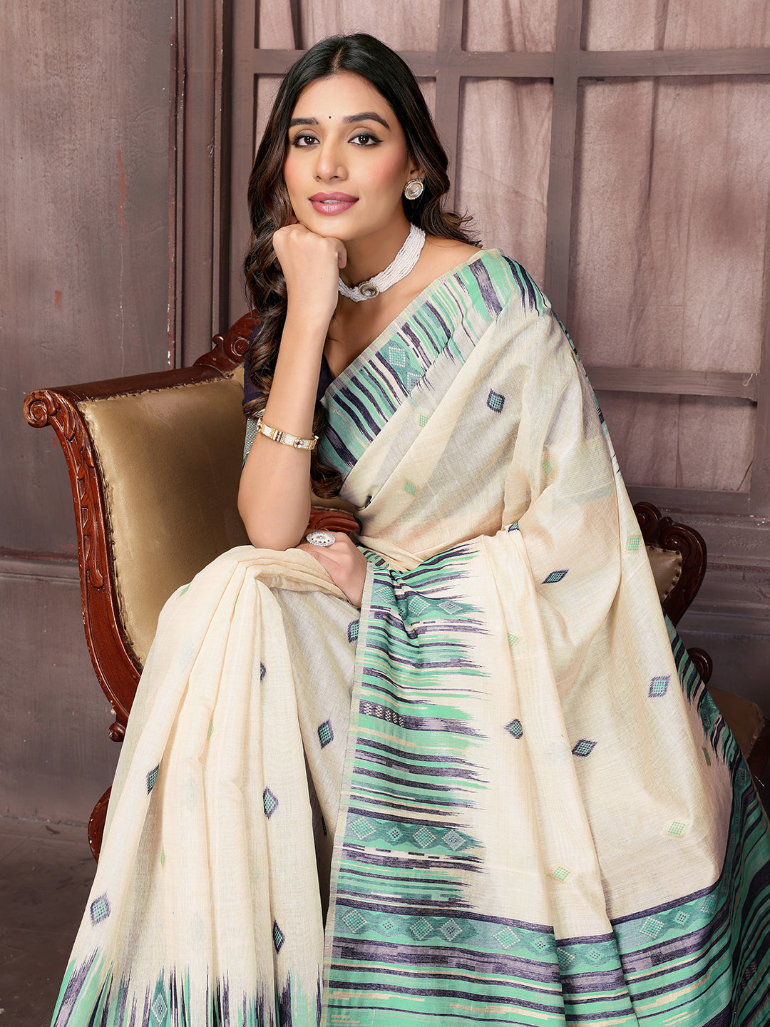 Janasya Beige & Blue Chanderi Geometric Woven Saree | Swadesiicart