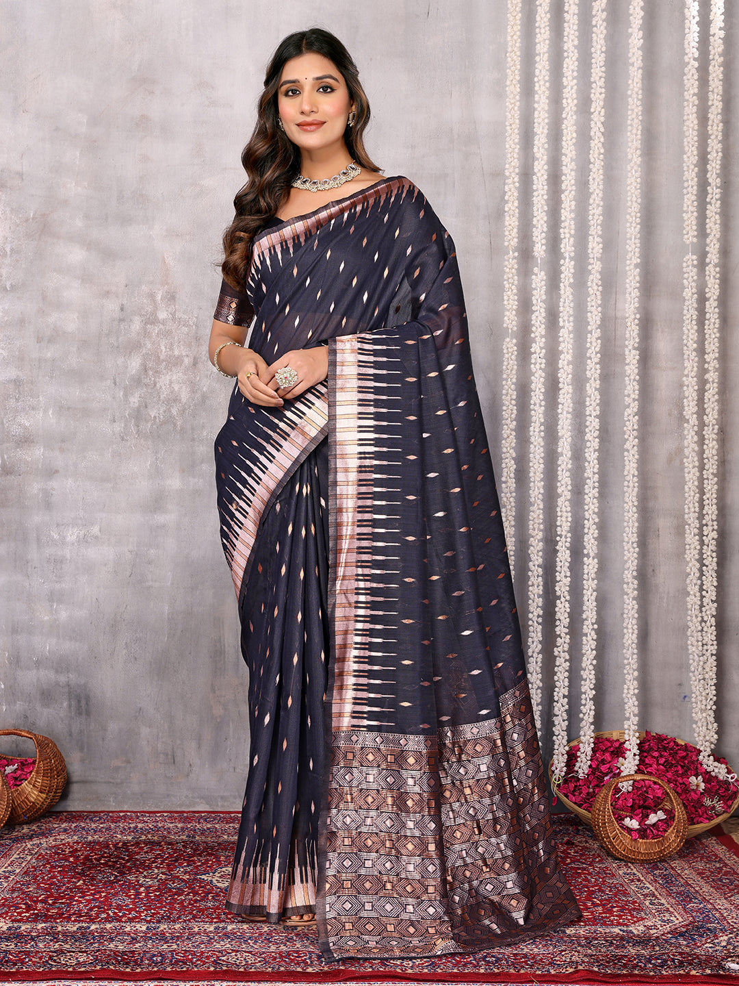 Janasya Black Cotton Linen Geometric Woven Saree | Swadesiicart