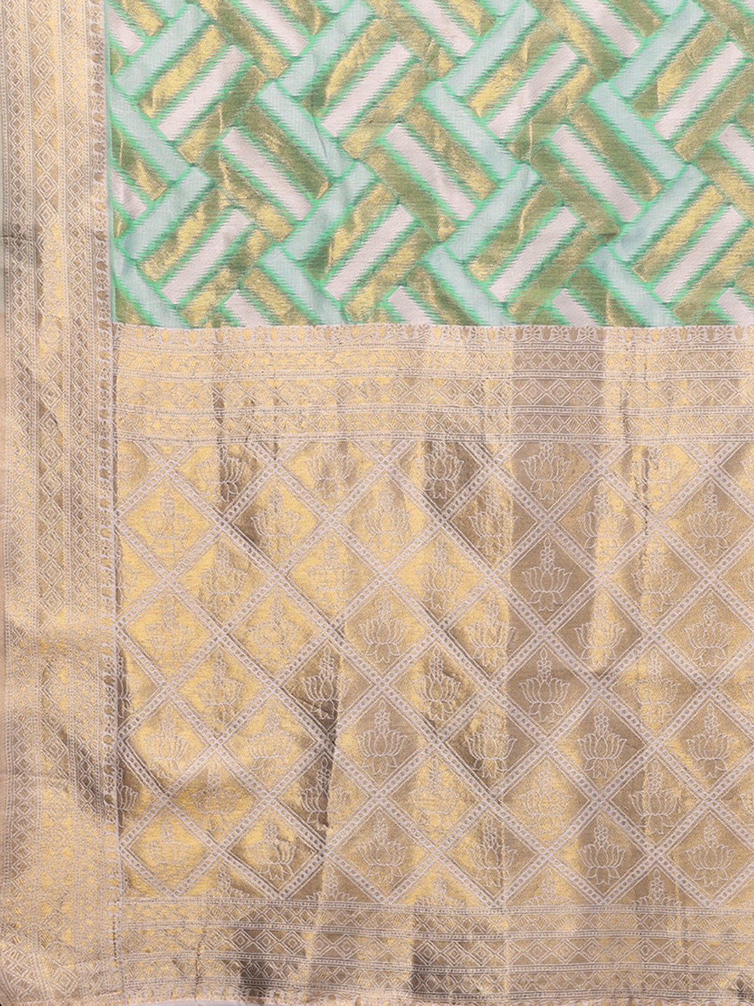 Janasya Light Green Cotton Geometric Woven Saree | Swadesiicart