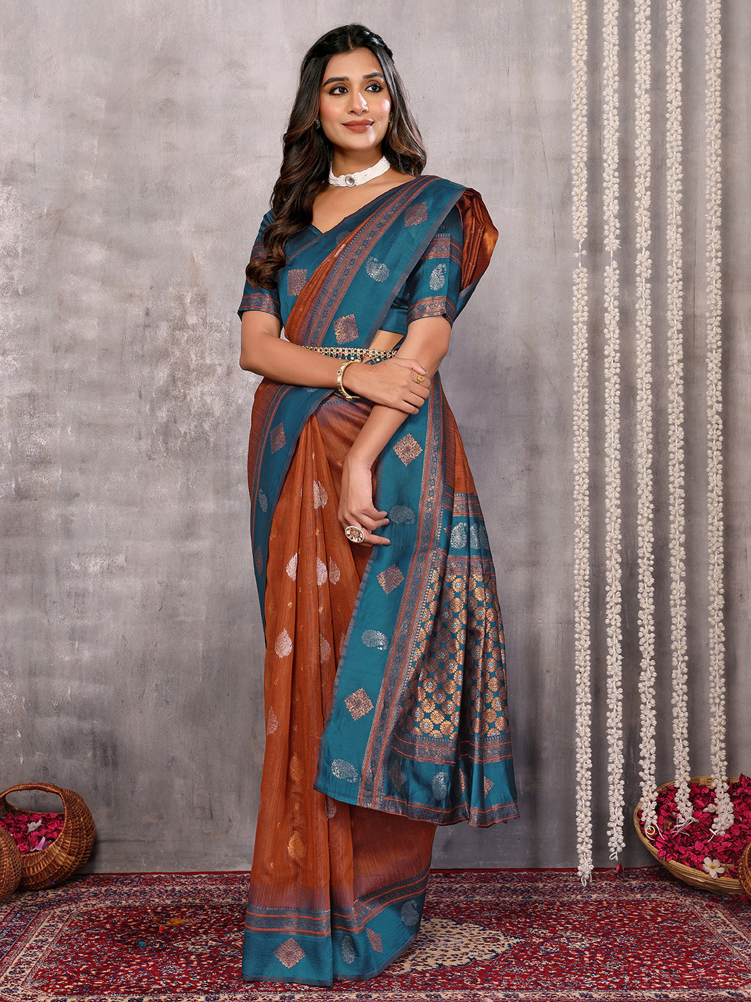 Janasya Rust Cotton Linen Paisley Kanjivaram Saree | Swadesiicart