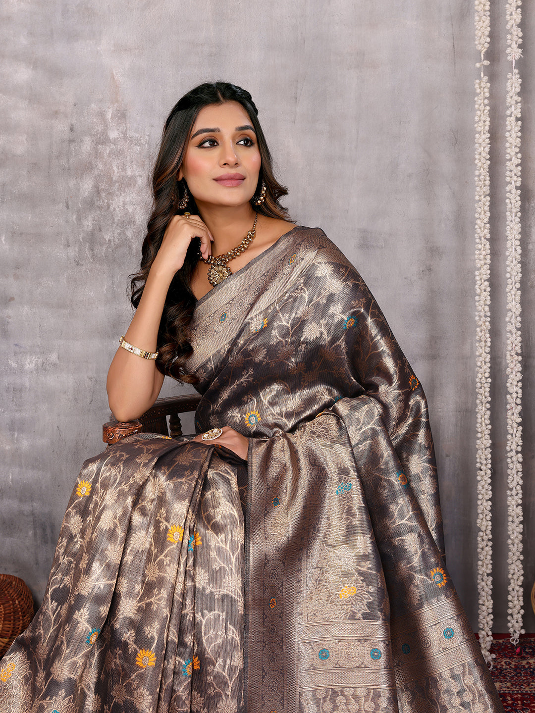 Janasya Blue & Gold Silk Blend Floral Banarasi Saree | Swadesiicart