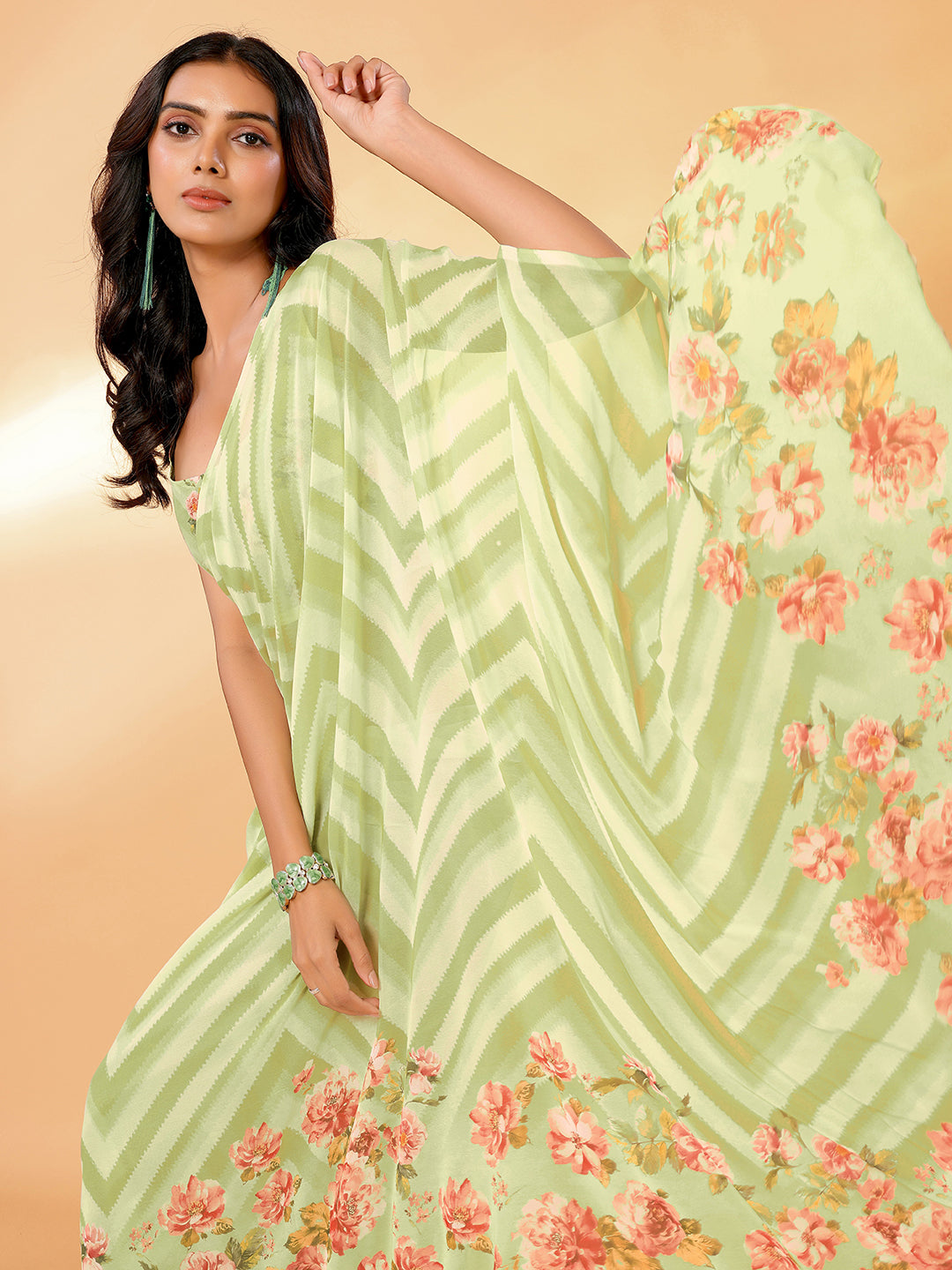 Janasya Light Green Georgette Floral Printed Saree | Swadesiicart