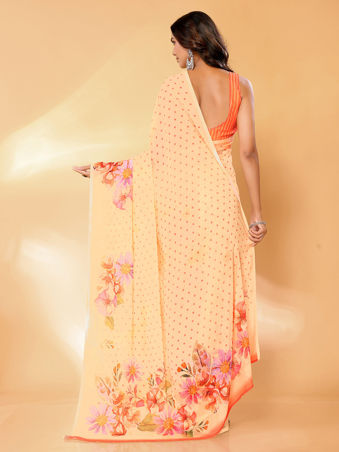 Janasya Peach Georgette Floral Printed Saree | Swadesiicart