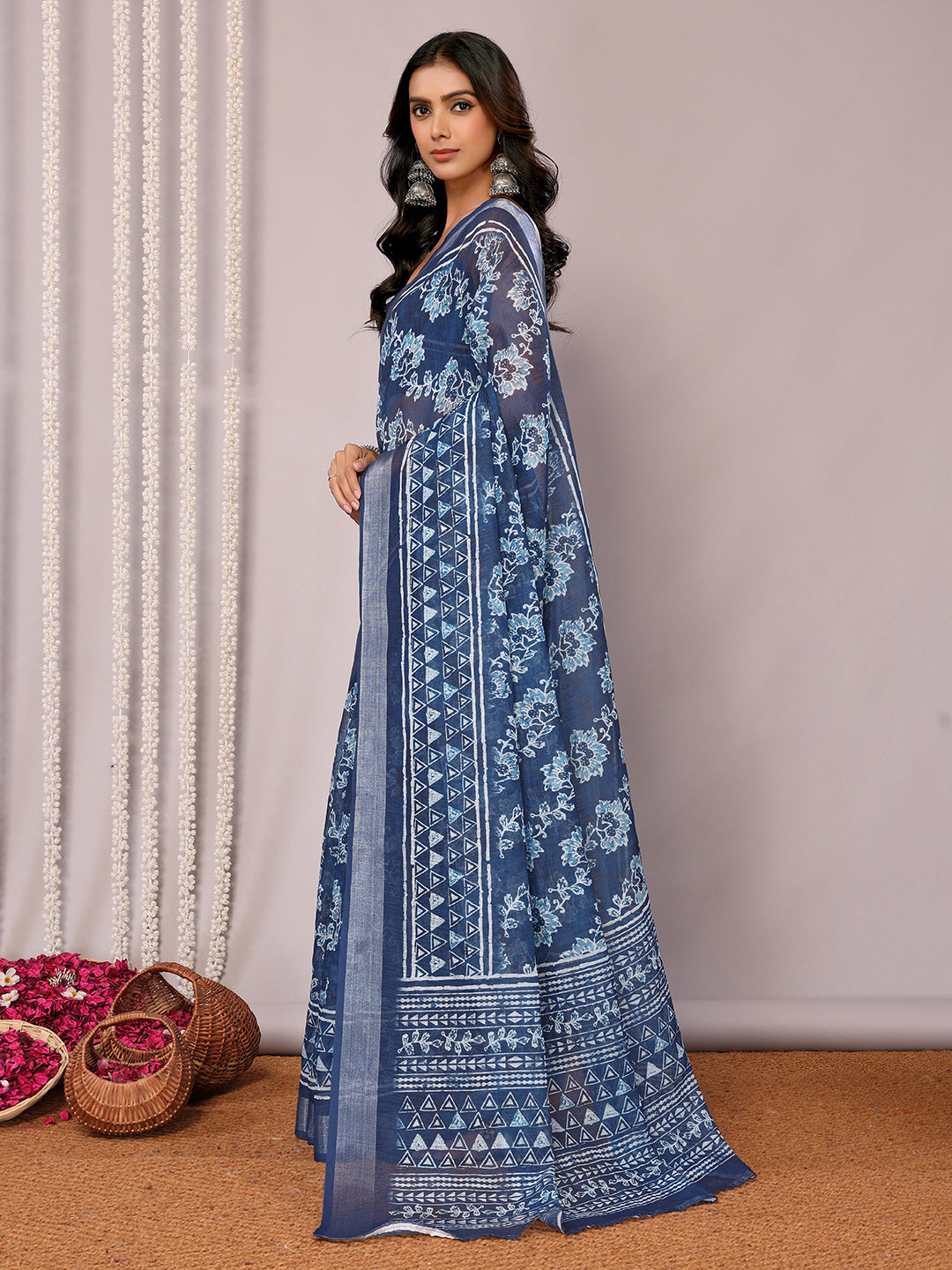 Janasya Navy Blue Cotton Linen Floral Printed Saree | Swadesiicart