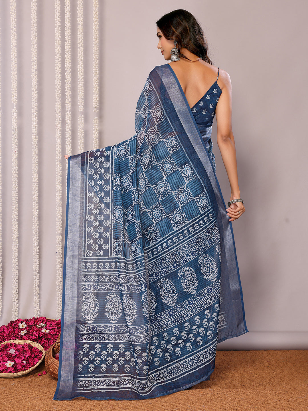 Janasya Navy Blue Cotton Linen Block Print Printed Saree | Swadesiicart