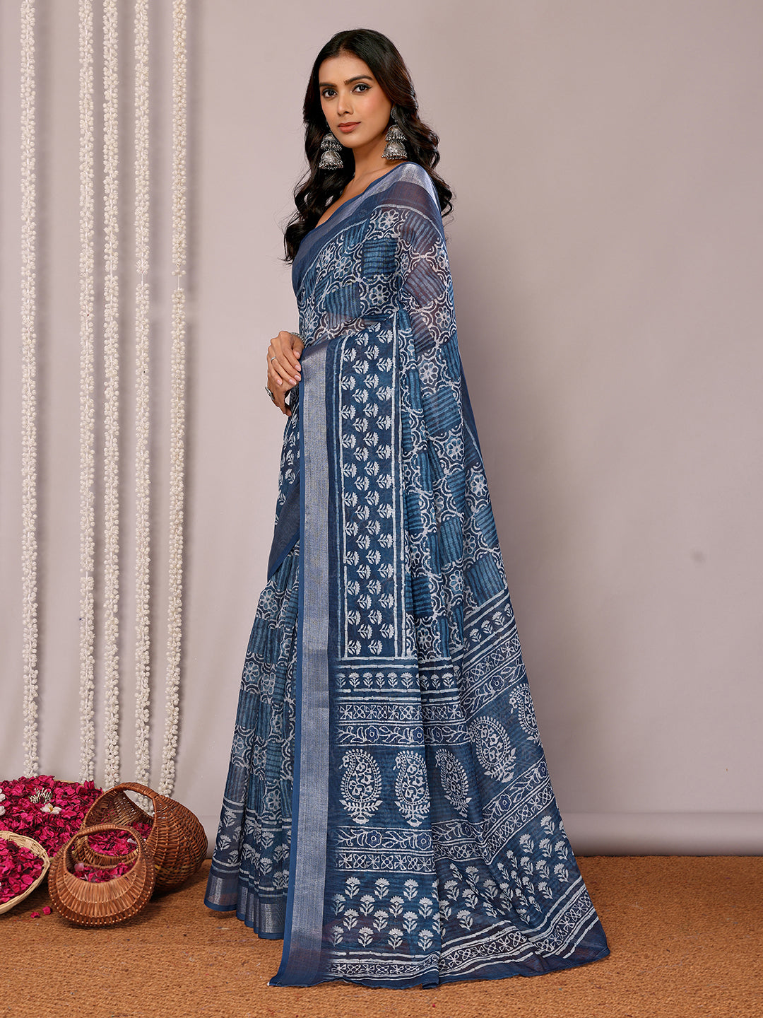 Janasya Navy Blue Cotton Linen Block Print Printed Saree | Swadesiicart
