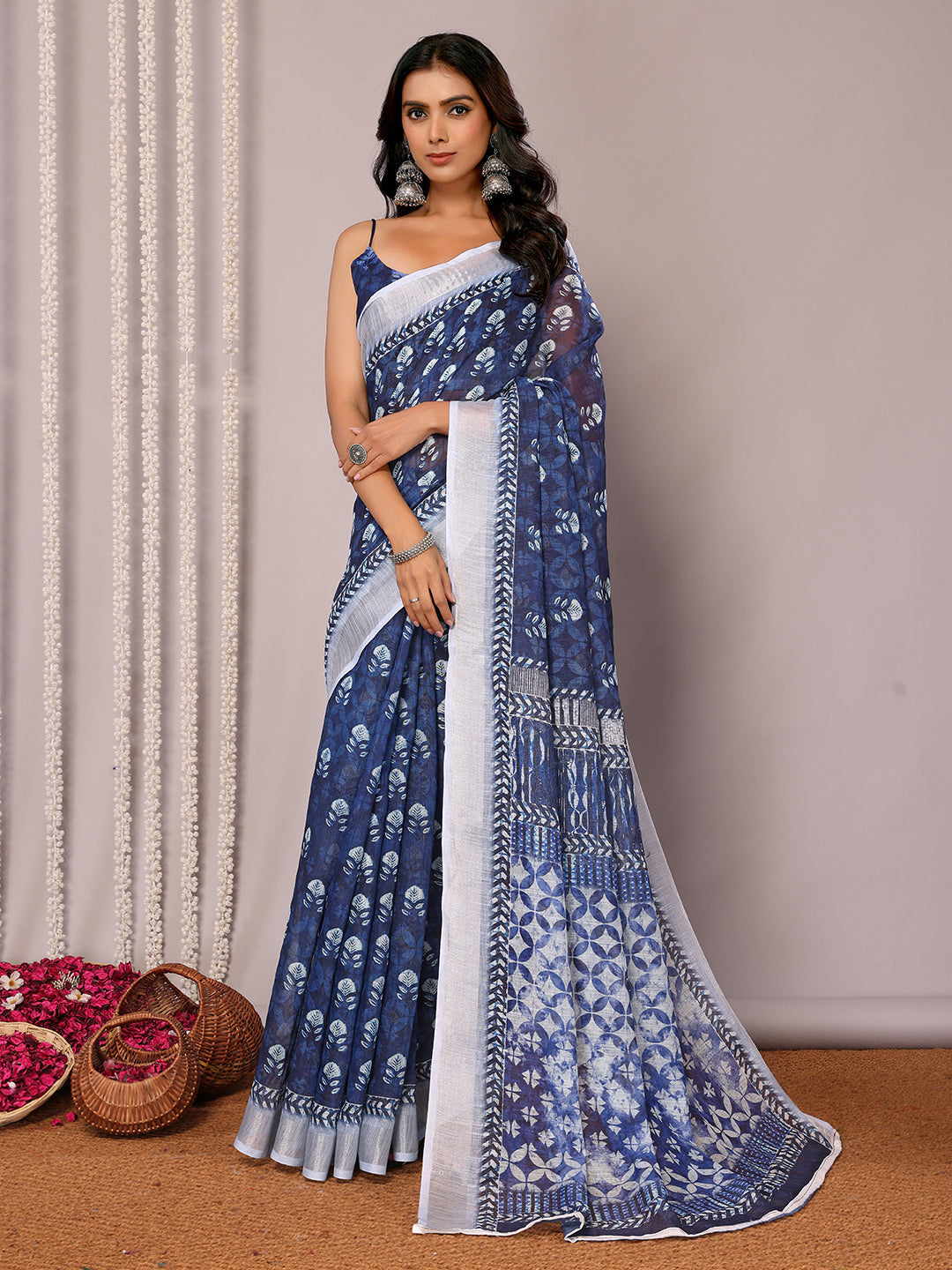 Janasya Navy Blue Cotton Linen Block Print Printed Saree | Swadesiicart