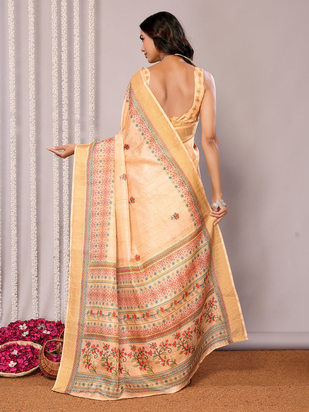 Janasya Beige Chanderi Silk Floral Printed Saree | Swadesiicart