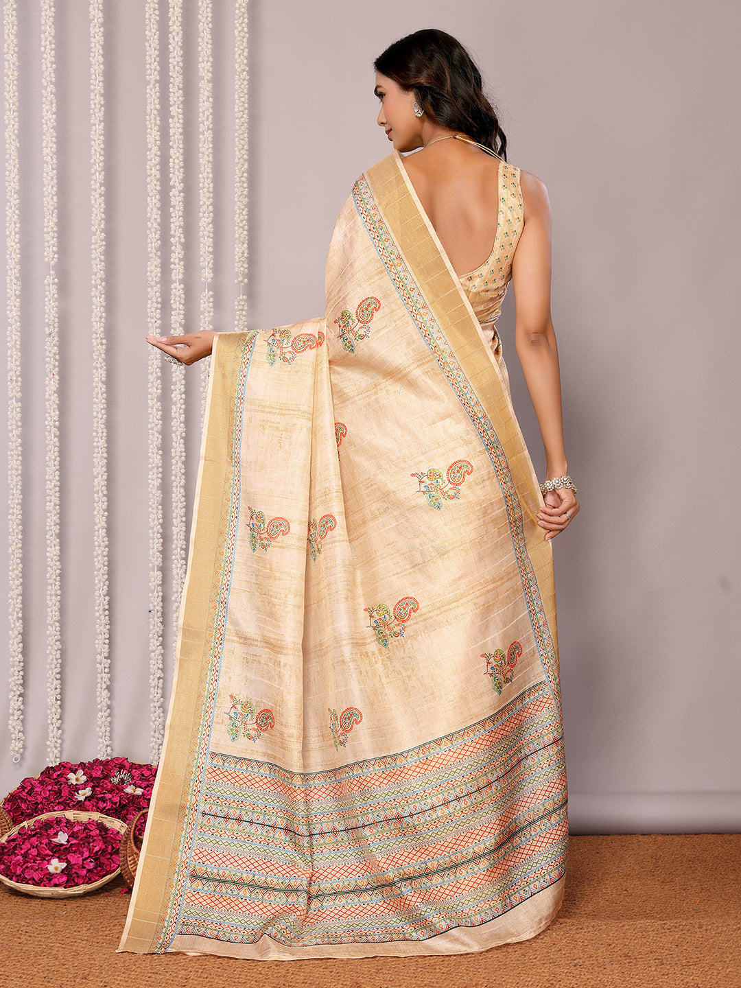 Janasya Beige Chanderi Silk Paisley Printed Saree | Swadesiicart