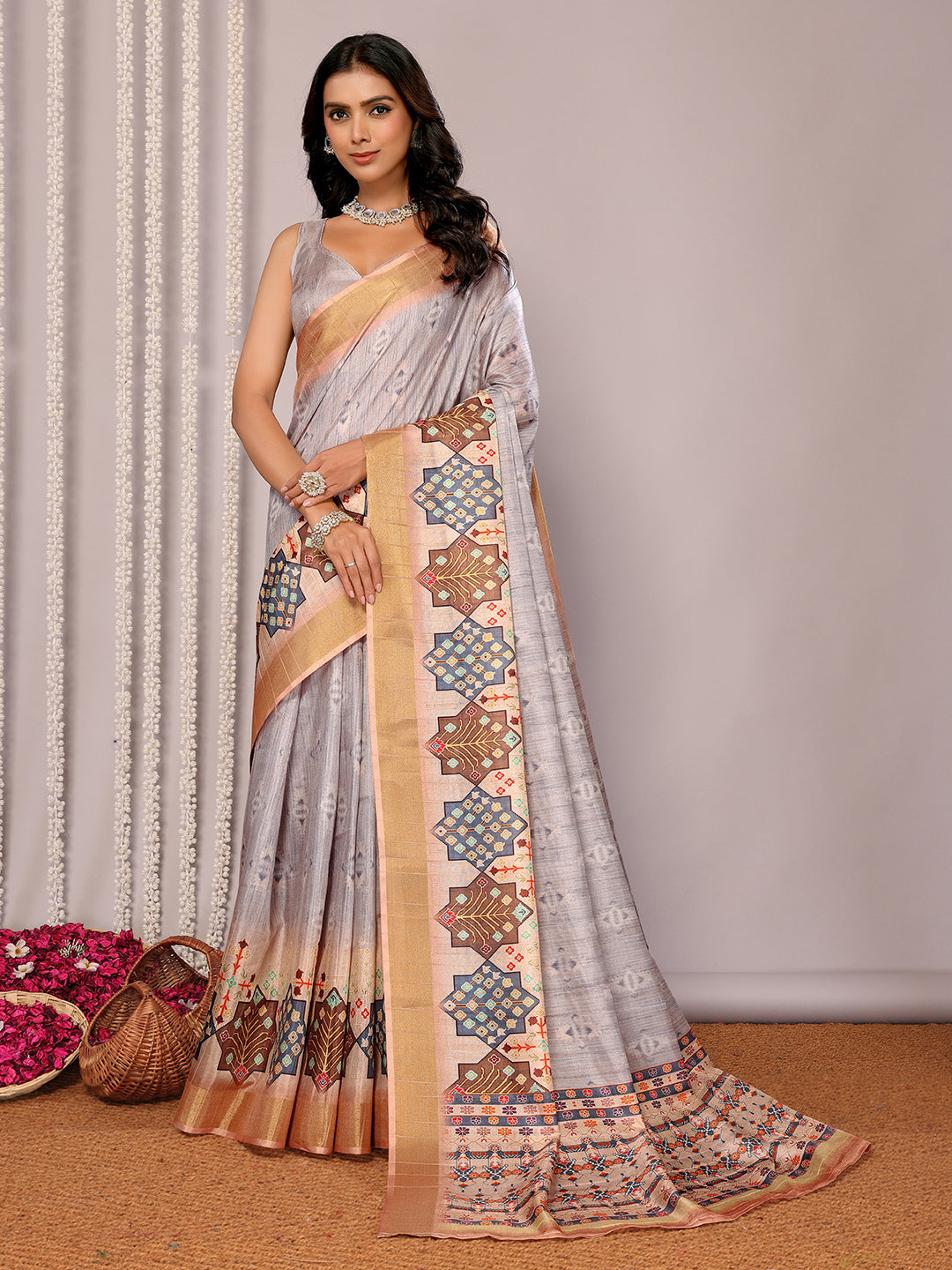 Janasya Beige Chanderi Silk Ethnic Print Printed Saree | Swadesiicart