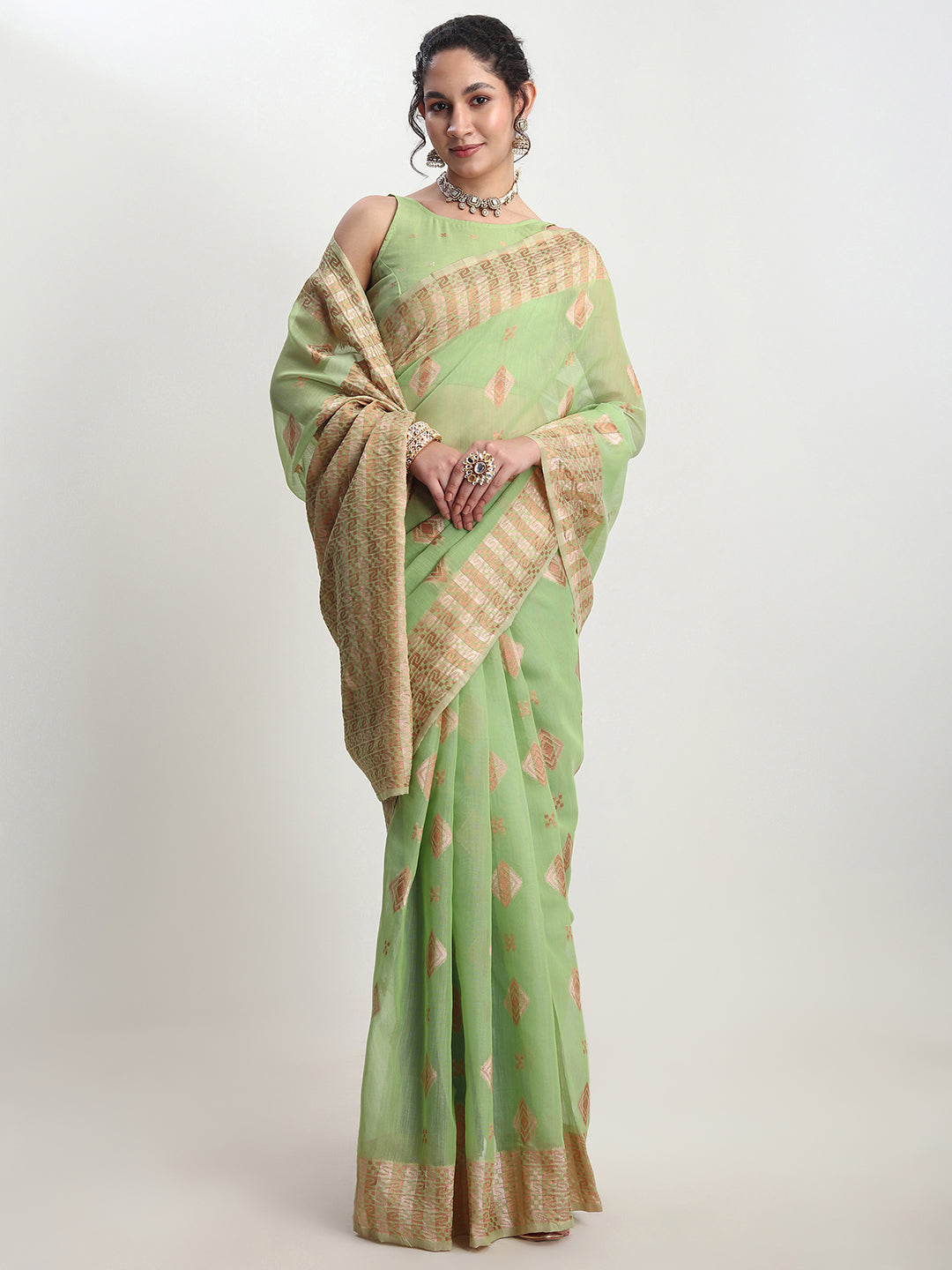 Janasya Green Linen Blend Geometric Jacquard Saree | Swadesiicart