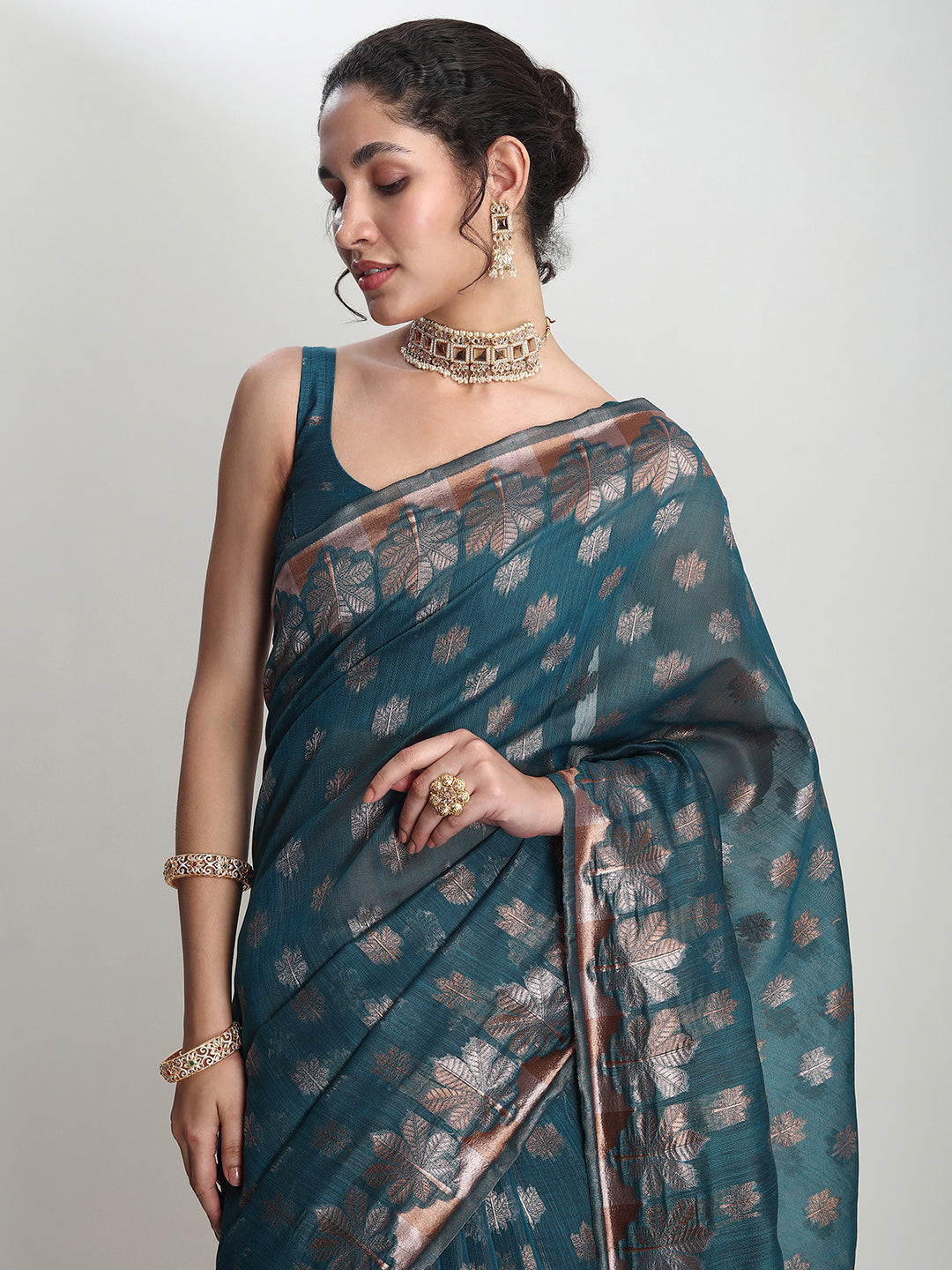 Janasya Teal Blue Linen Blend Floral Jacquard Saree | Swadesiicart