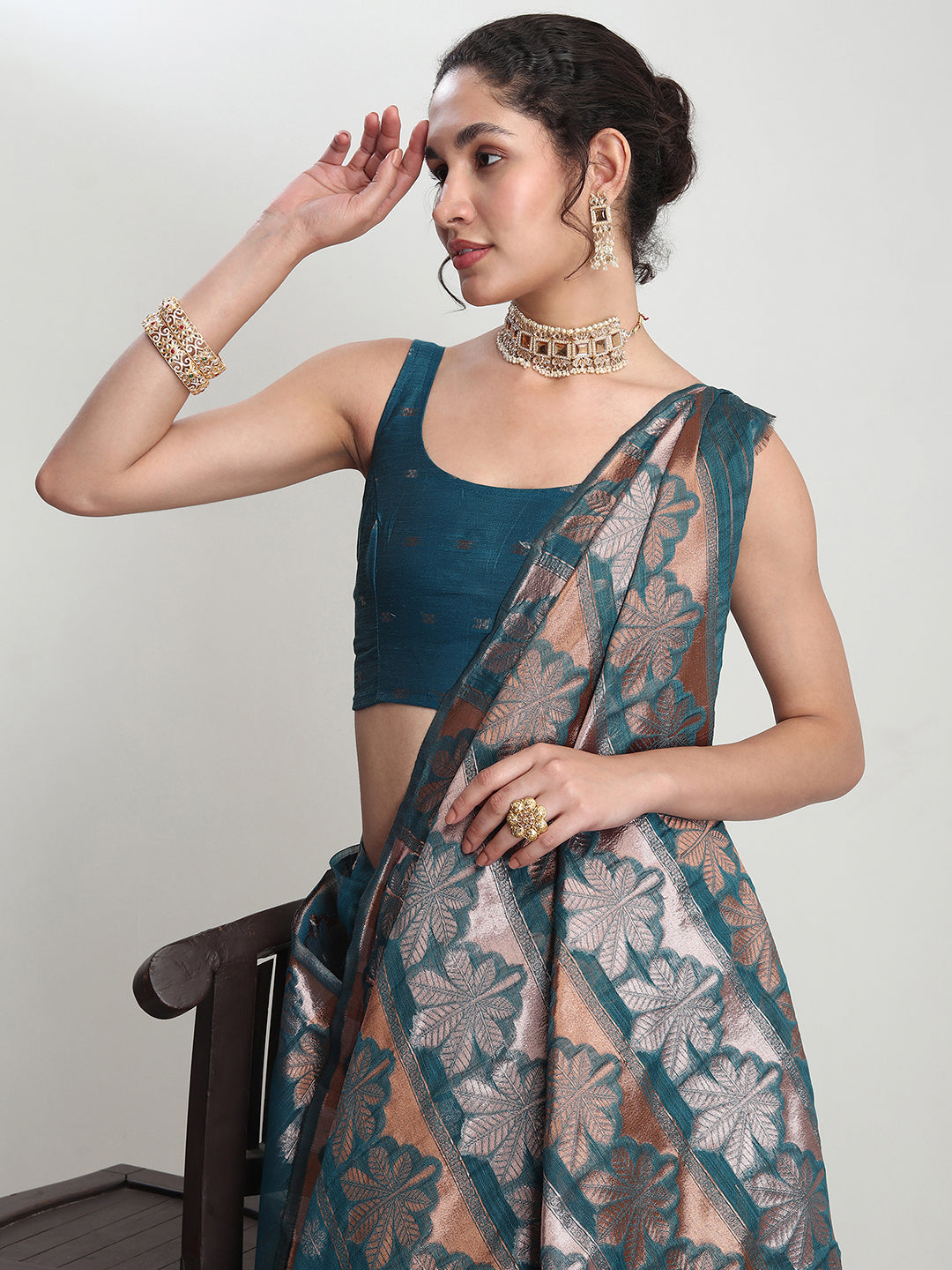 Janasya Teal Blue Linen Blend Floral Jacquard Saree | Swadesiicart