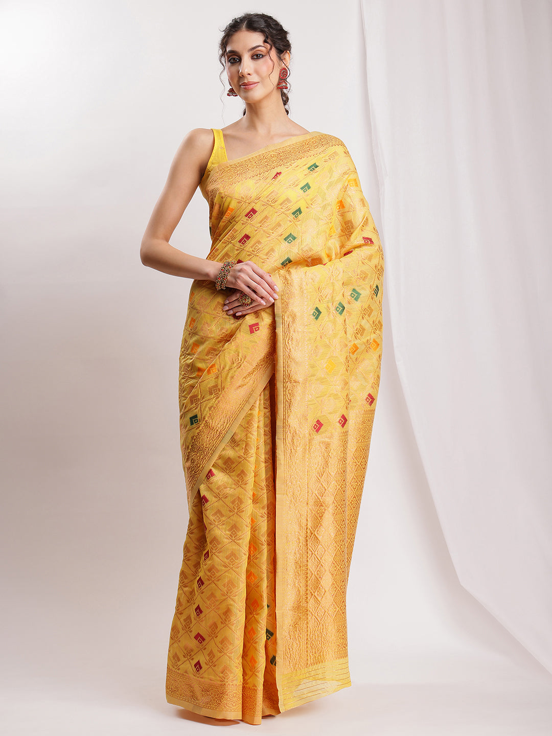 Janasya Yellow Linen Blend Geometric Jacquard Saree | Swadesiicart