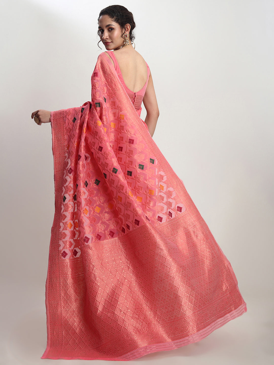 Janasya Peach Linen Blend Geometric Jacquard Saree | Swadesiicart