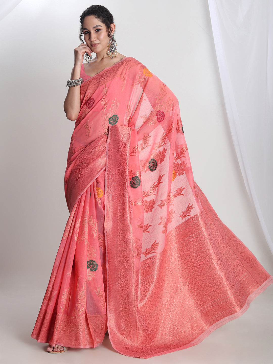 Janasya Peach Linen Blend Floral Jacquard Saree | Swadesiicart