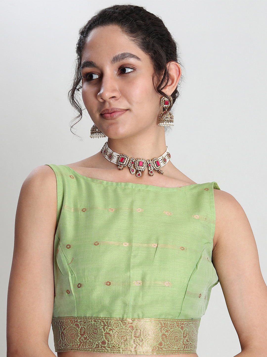 Janasya Light Green Linen Blend Floral Jacquard Saree | Swadesiicart
