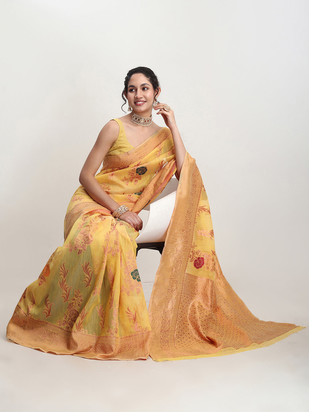 Janasya Yellow Linen Blend Floral Jacquard Saree | Swadesiicart