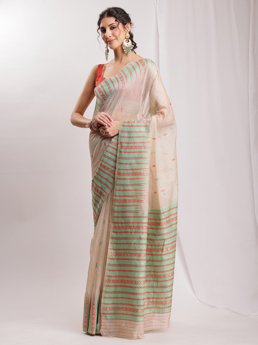Janasya Beige Silk Blend Ikkat Jacquard Saree | Swadesiicart