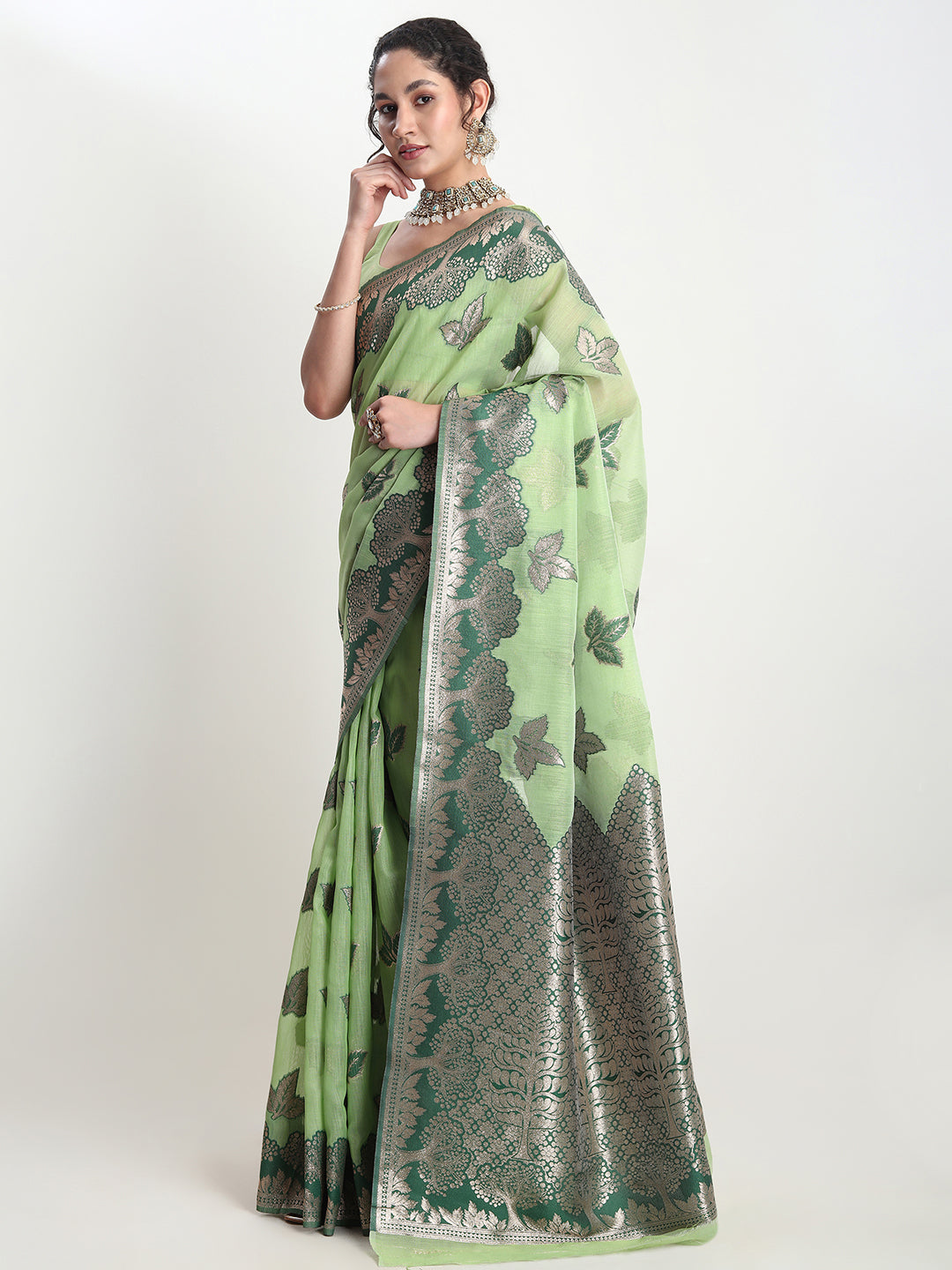 Janasya Light Green Linen Blend Floral Jacquard Saree | Swadesiicart