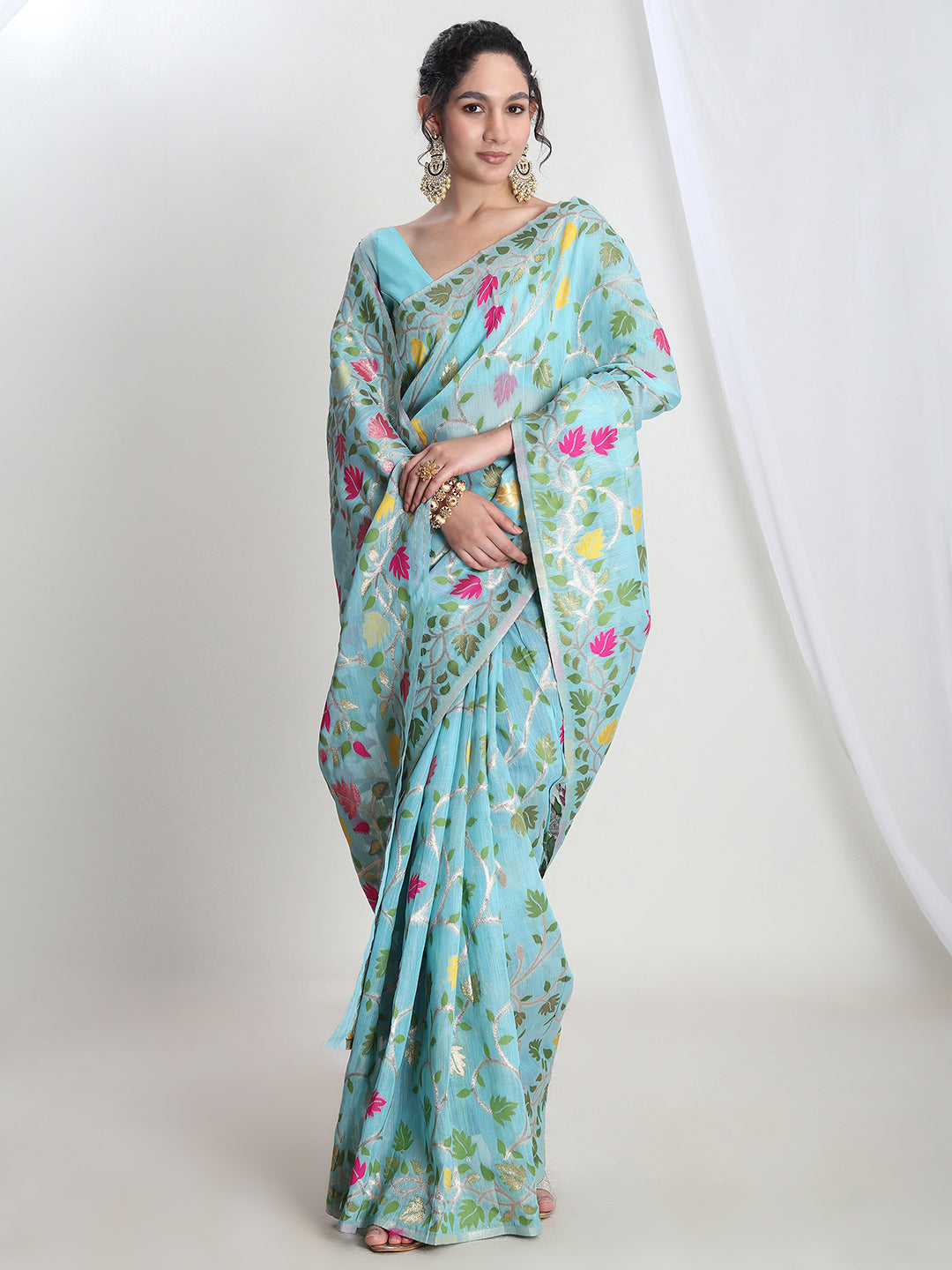 Janasya Sky Blue Silk Blend Floral Jacquard Saree | Swadesiicart