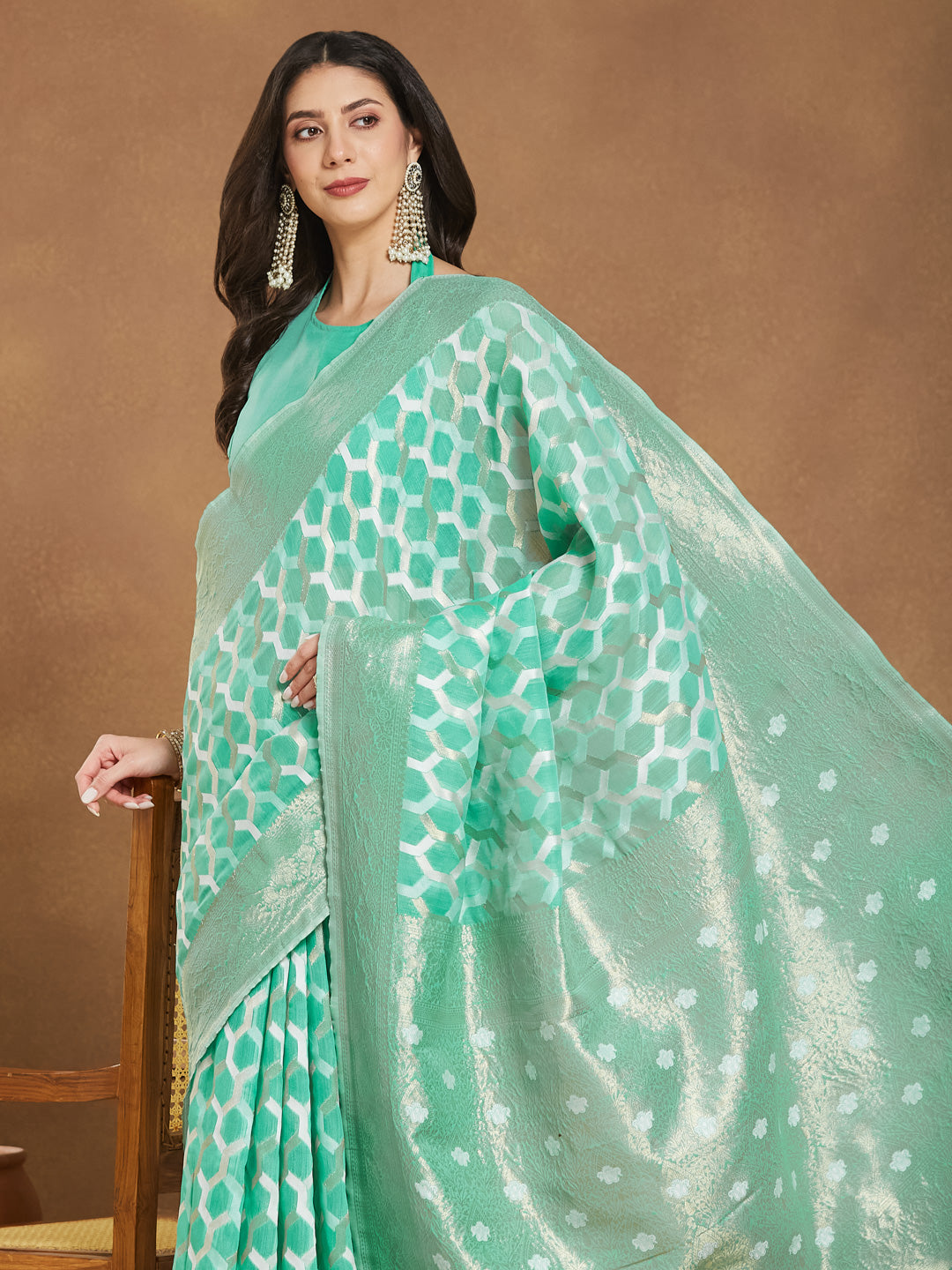 Janasya Sea Green Linen Blend Geometric Jacquard Saree | Swadesiicart
