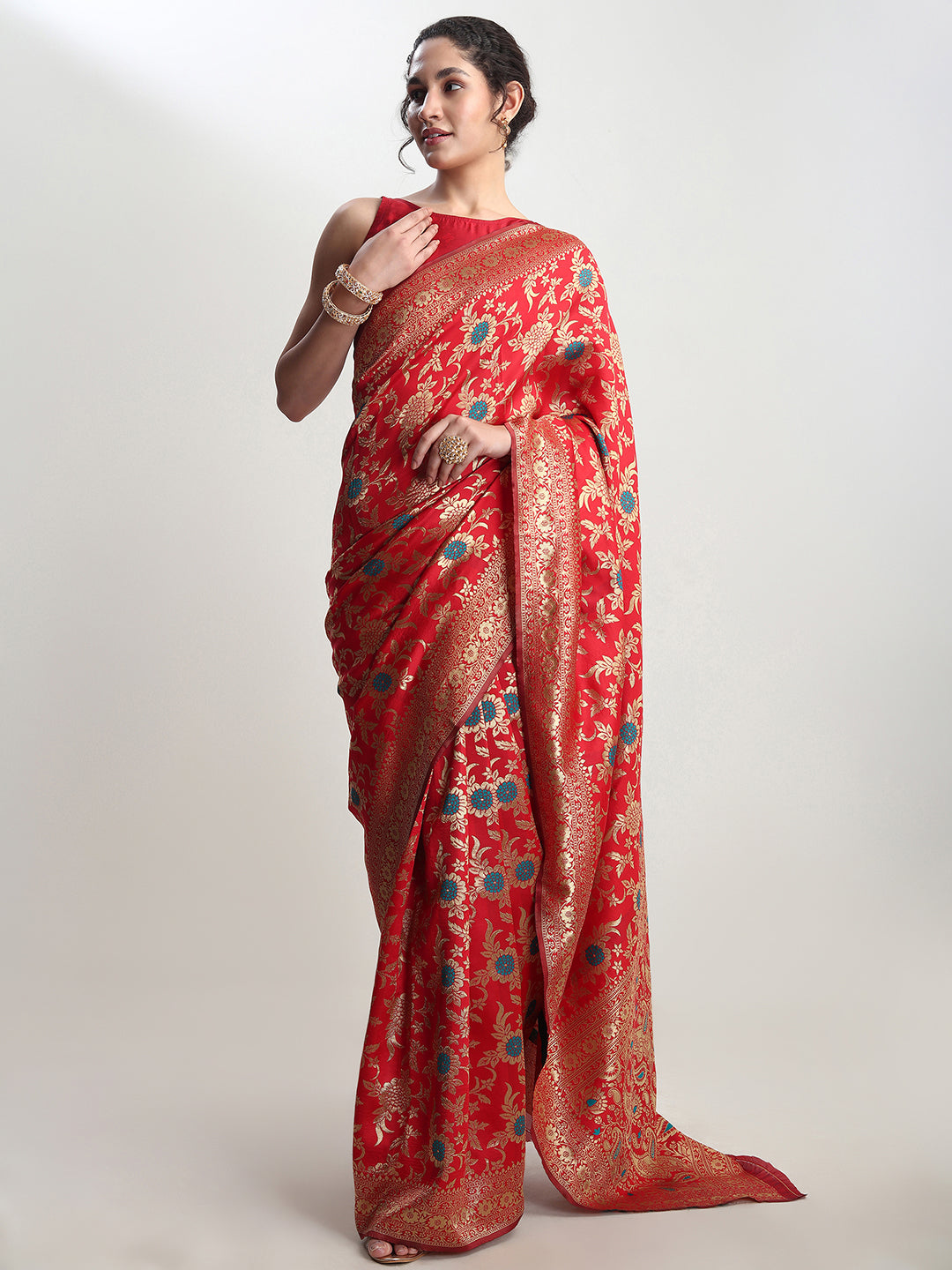 Janasya Red Silk Blend Floral Jacquard Saree | Swadesiicart