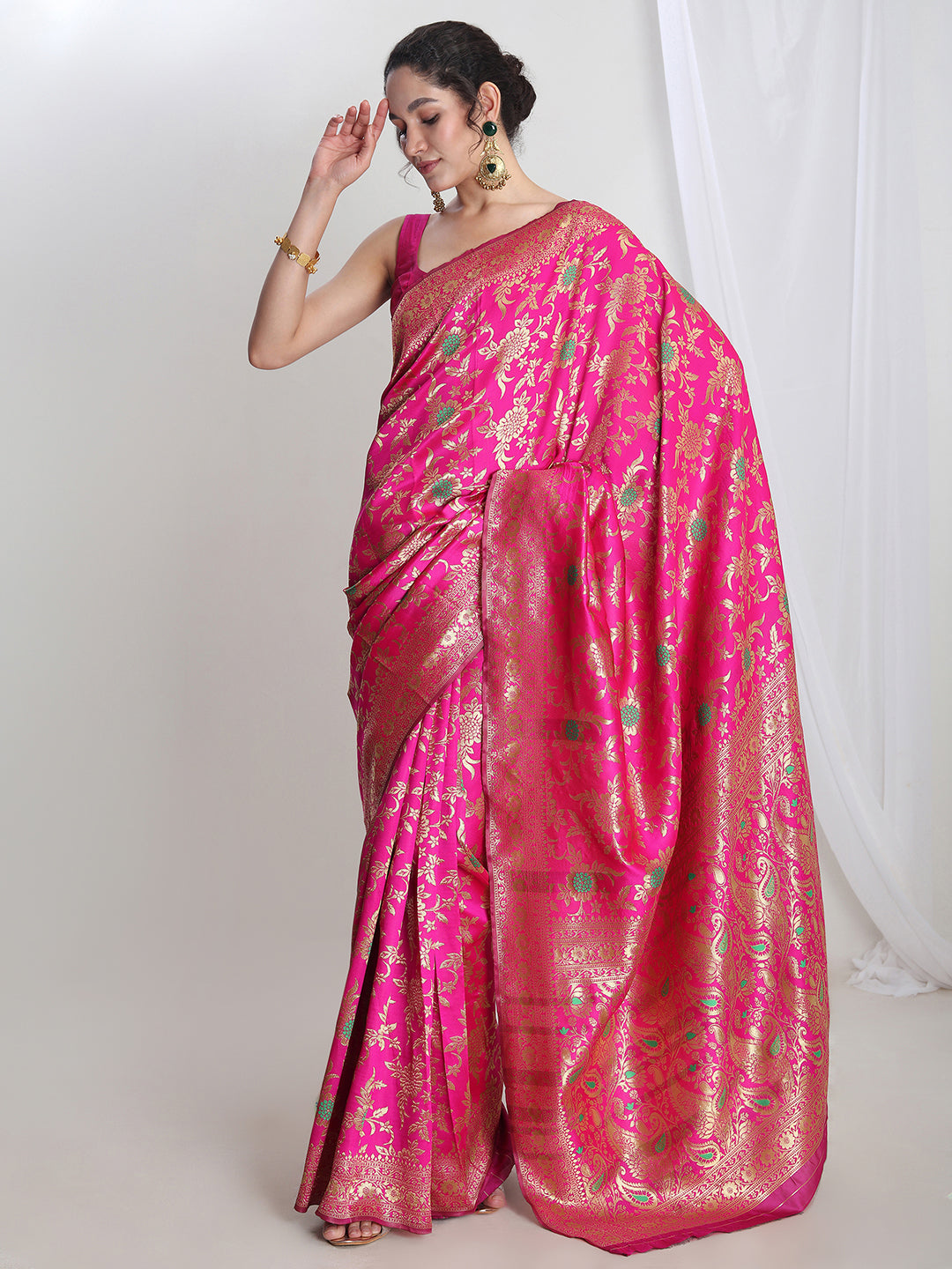 Janasya Pink Silk Blend Floral Jacquard Saree | Swadesiicart