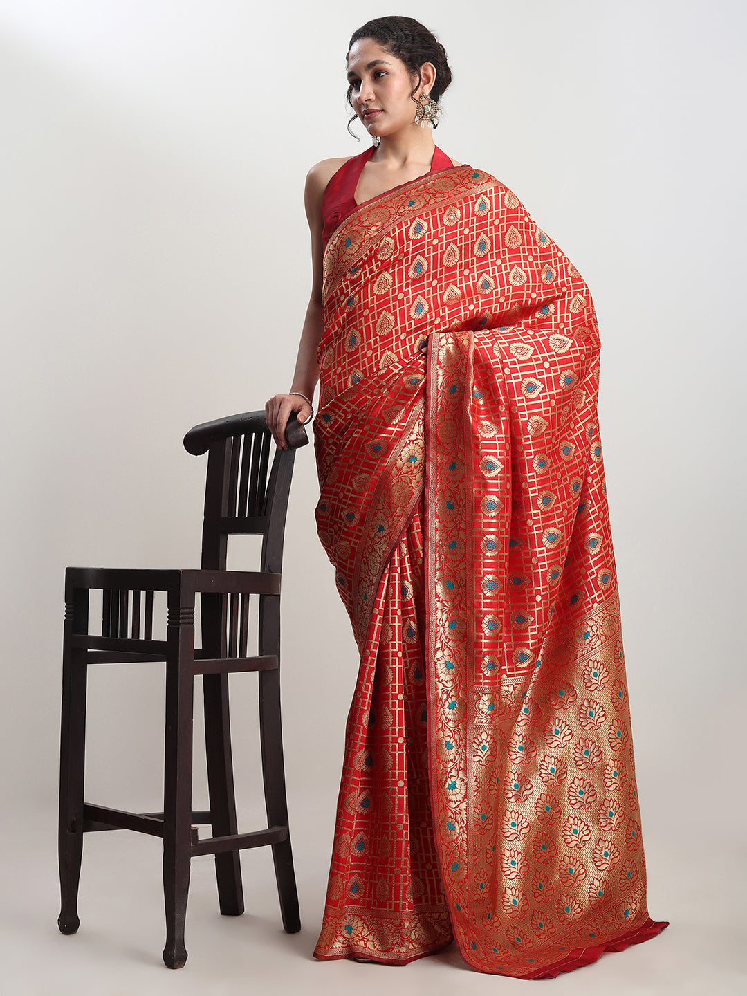 Janasya Red Silk Blend Ethnic Motifs Jacquard Saree | Swadesiicart