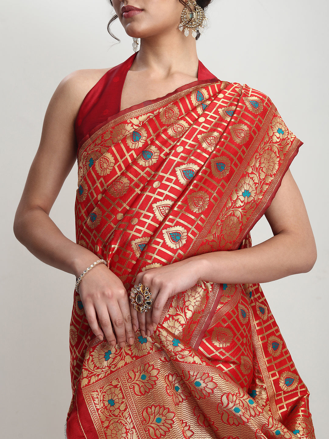 Janasya Red Silk Blend Ethnic Motifs Jacquard Saree | Swadesiicart