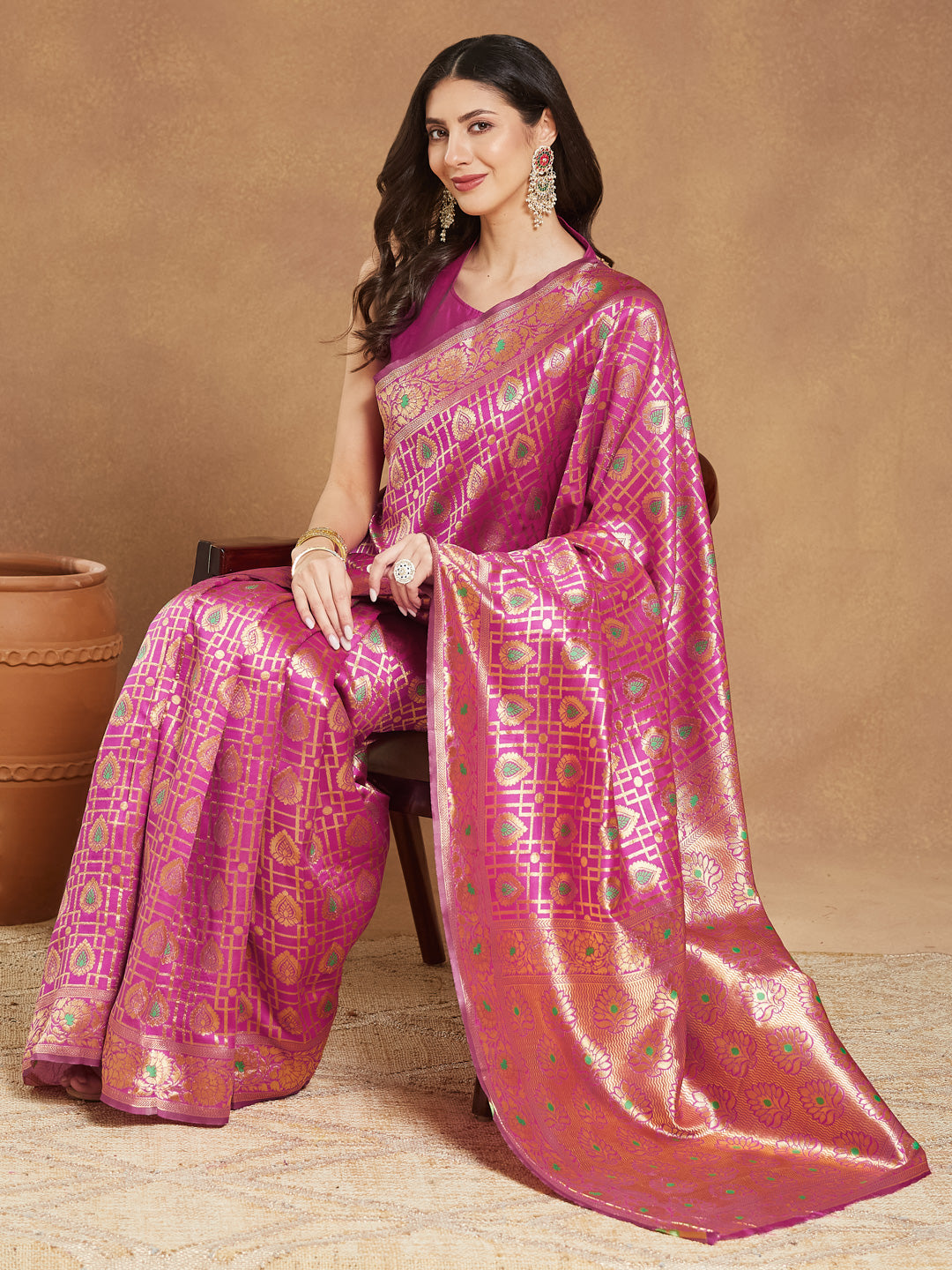 Janasya Pink Silk Blend Ethnic Motifs Jacquard Saree | Swadesiicart