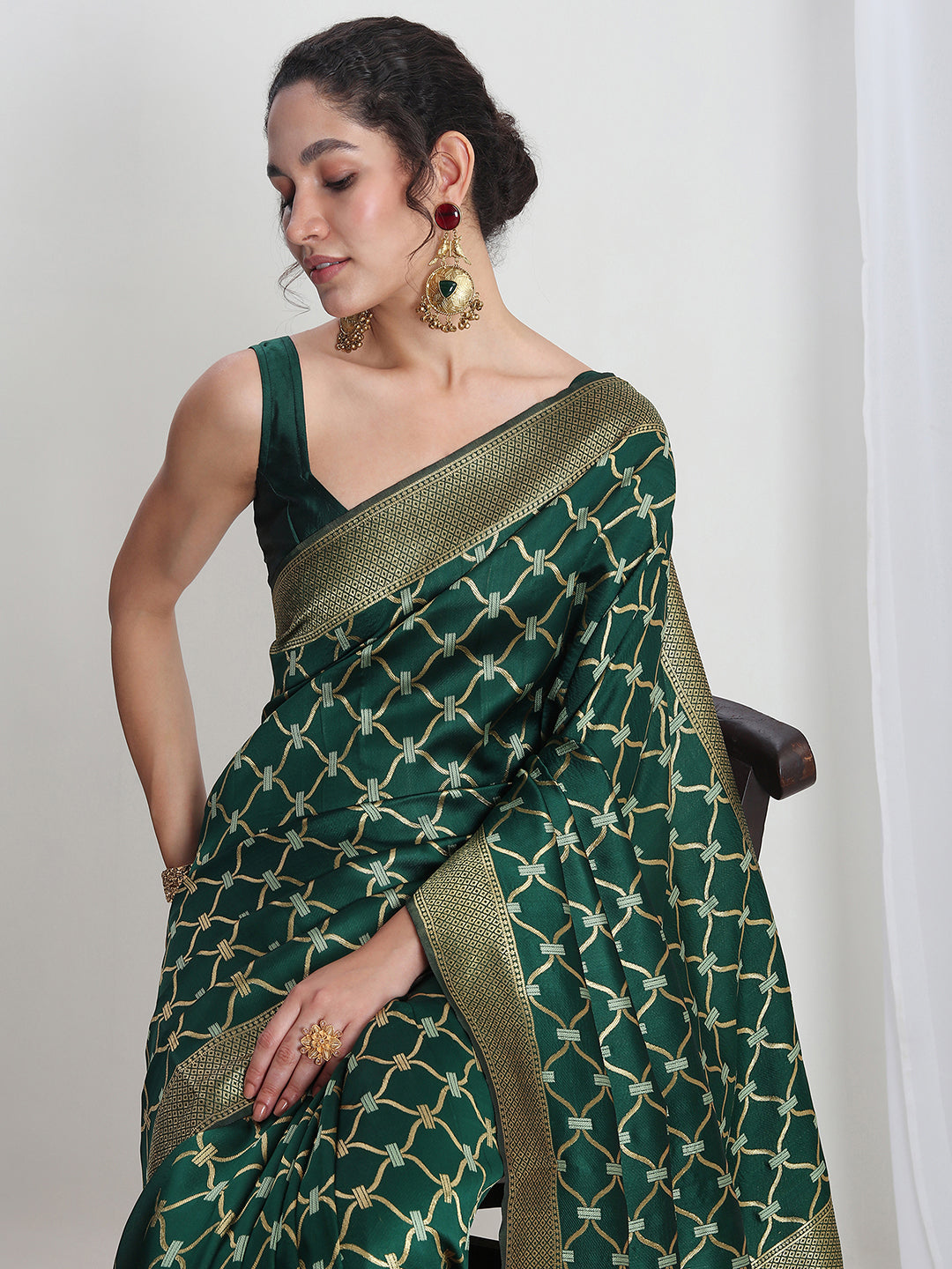 Janasya Green Silk Blend Ethnic Printed Jacquard Saree | Swadesiicart