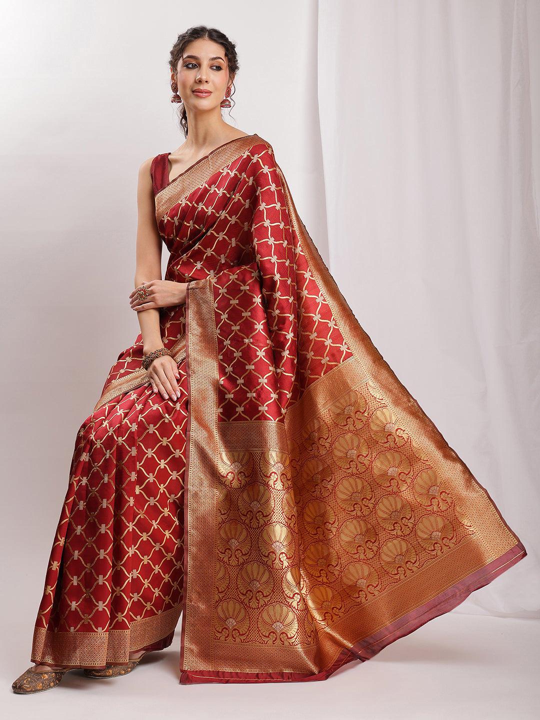 Janasya Maroon Silk Blend Ethnic Jacquard Saree | Swadesiicart