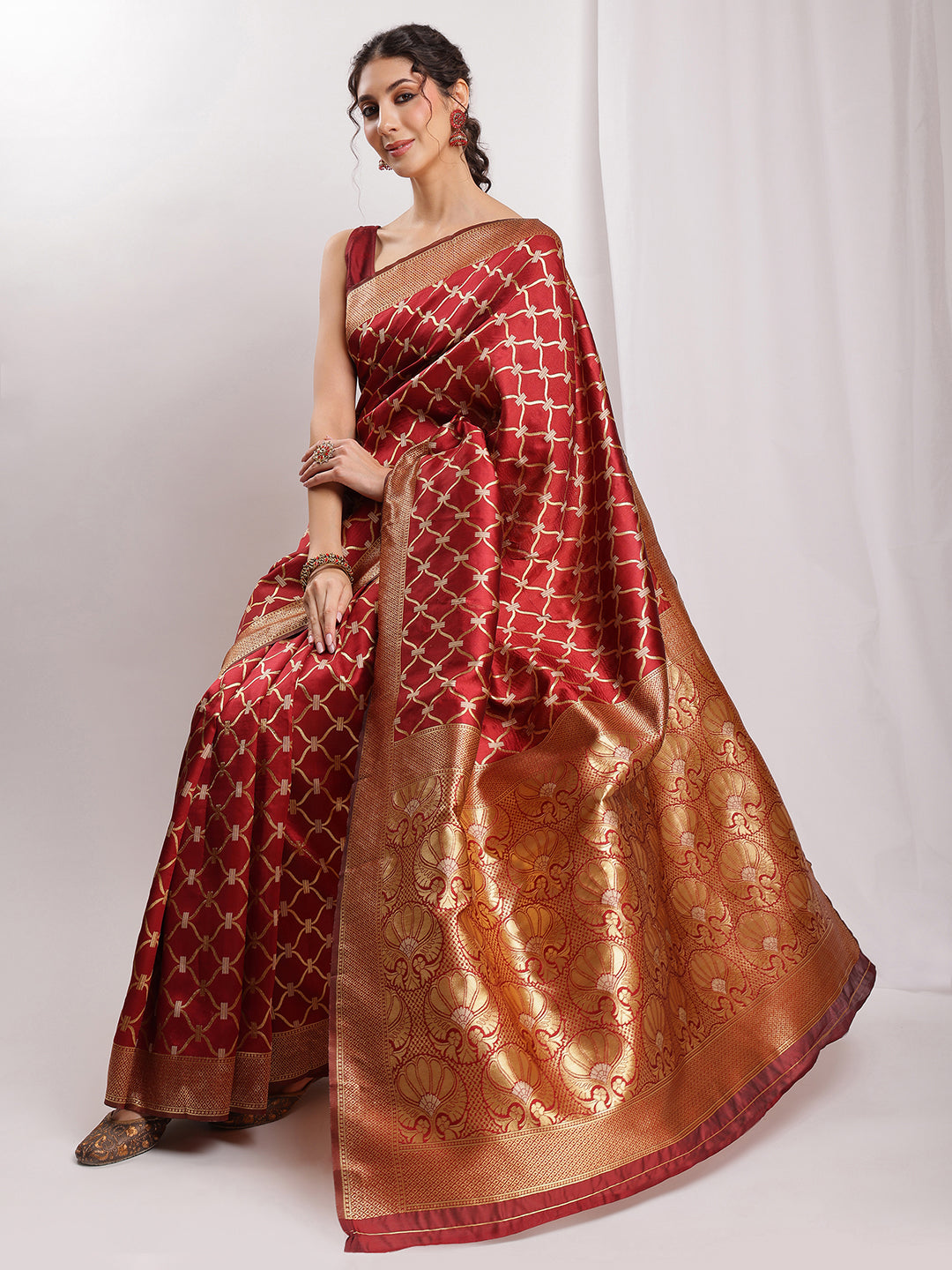 Janasya Maroon Silk Blend Ethnic Jacquard Saree | Swadesiicart