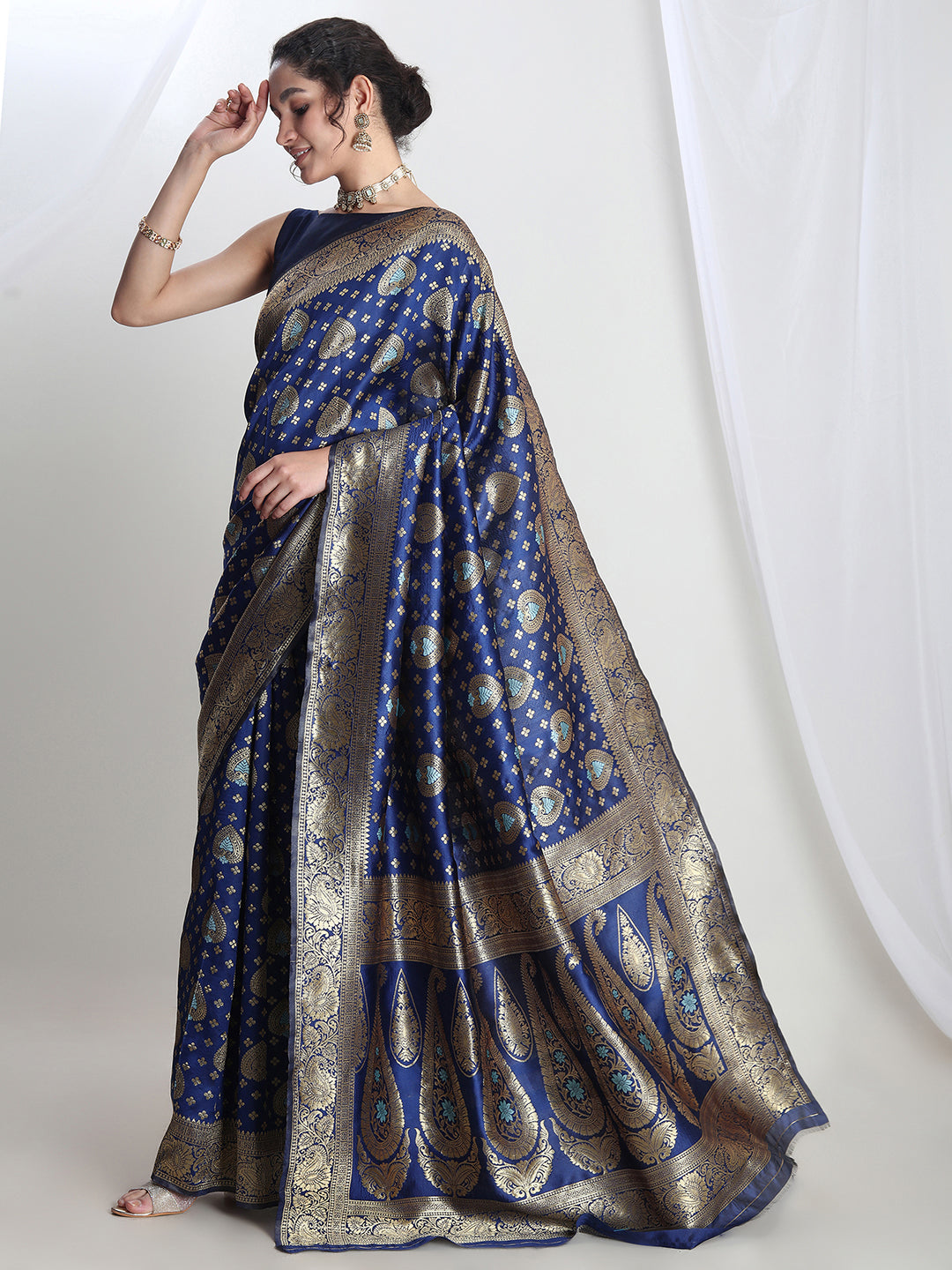 Janasya Blue Silk Blend Ethnic Motifs Jacquard Saree | Swadesiicart