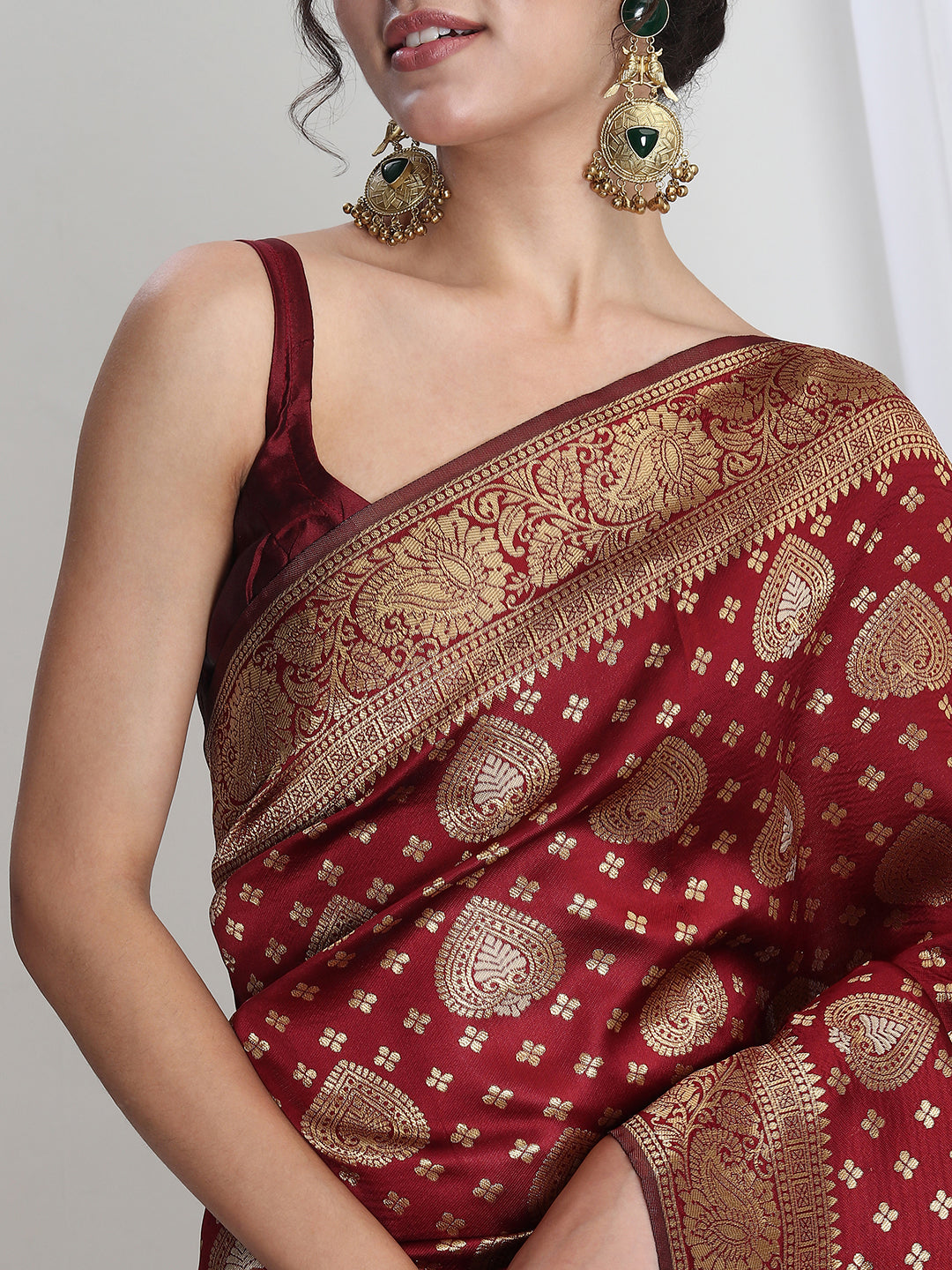 Janasya Maroon Silk Blend Ethnic Motifs Jacquard Saree | Swadesiicart